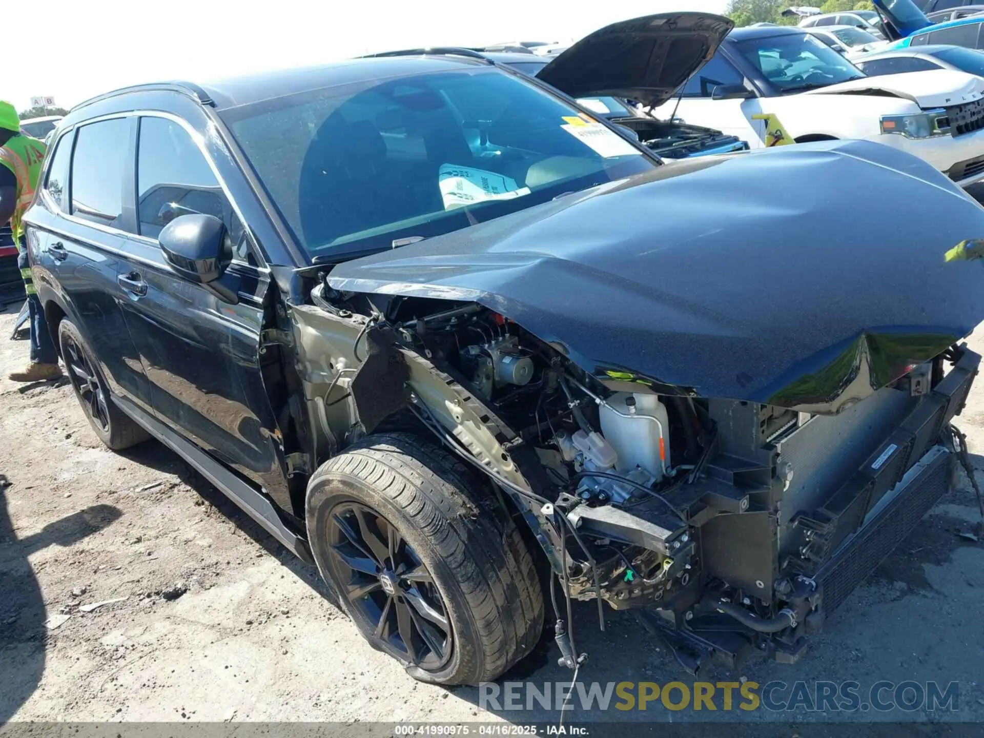 6 Photograph of a damaged car 5J6RS6H54PL000235 HONDA CR-V HYBRID 2023