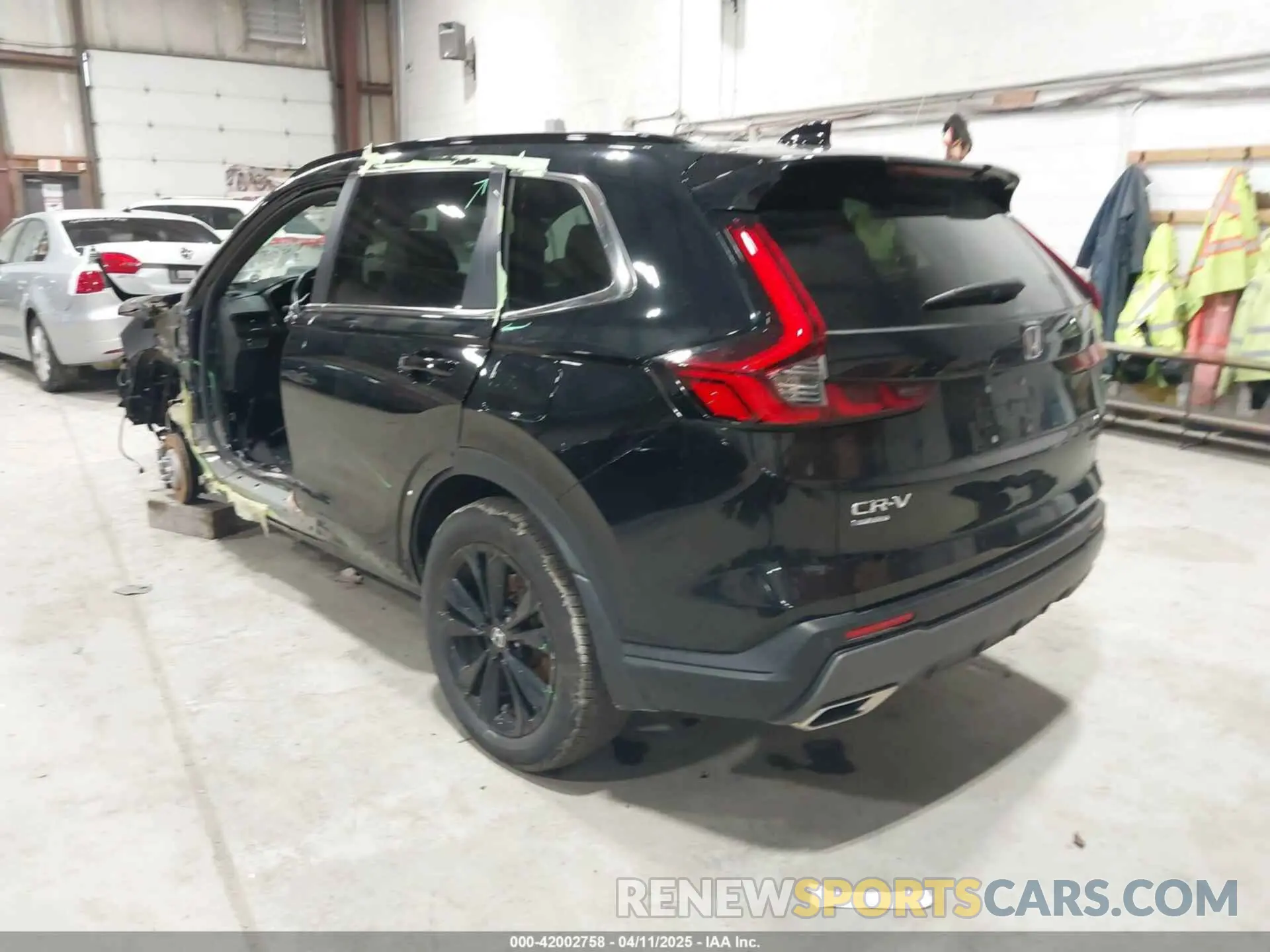 3 Photograph of a damaged car 5J6RS6H90PL008352 HONDA CR-V HYBRID 2023