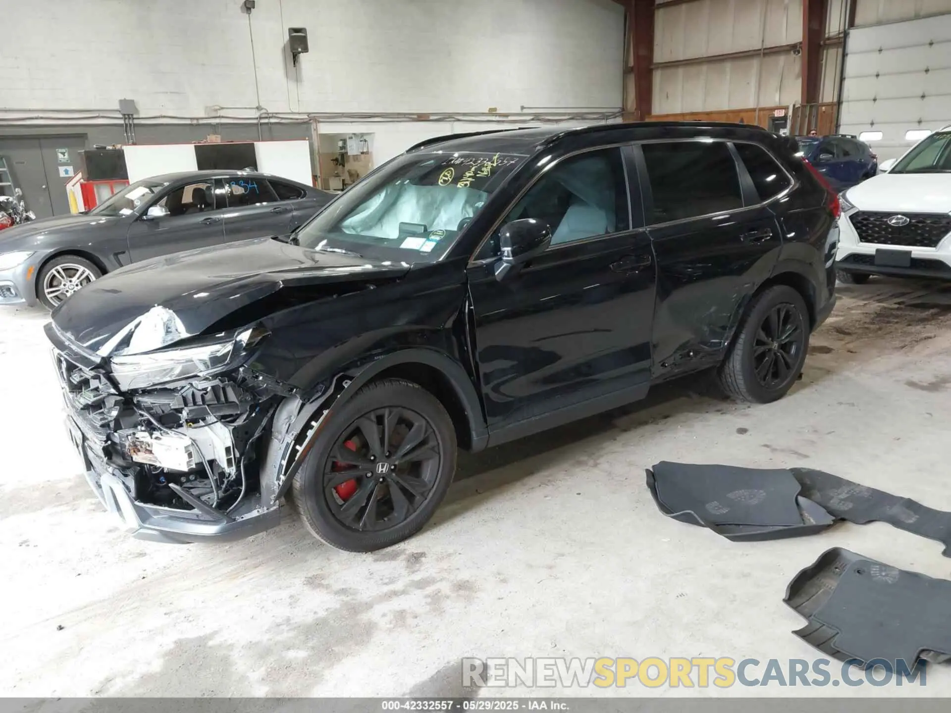 2 Photograph of a damaged car 5J6RS6H93PL008314 HONDA CR-V HYBRID 2023