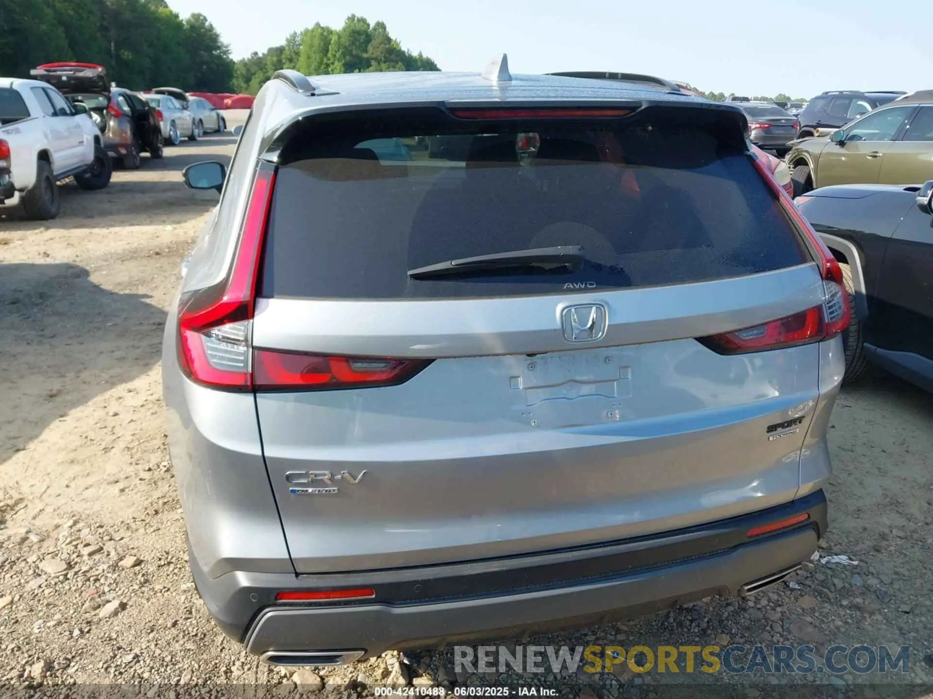16 Photograph of a damaged car 5J6RS6H94PL006569 HONDA CR-V HYBRID 2023