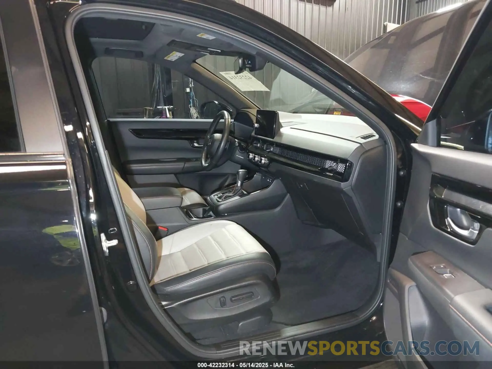 5 Photograph of a damaged car 5J6RS6H99PL001223 HONDA CR-V HYBRID 2023