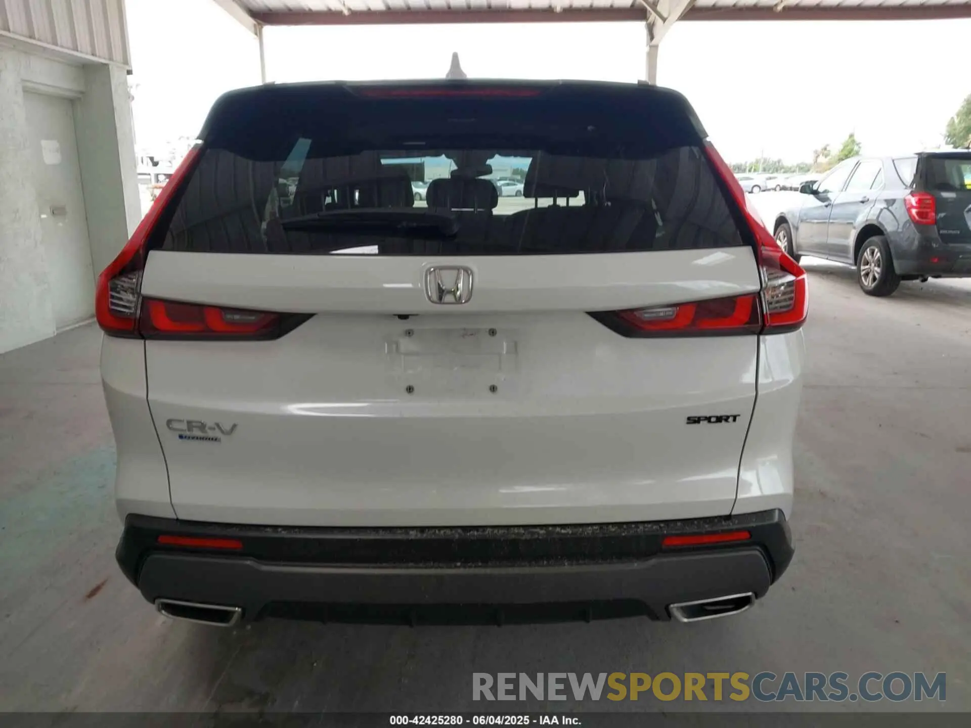 15 Photograph of a damaged car 7FARS5H50PE002202 HONDA CR-V HYBRID 2023
