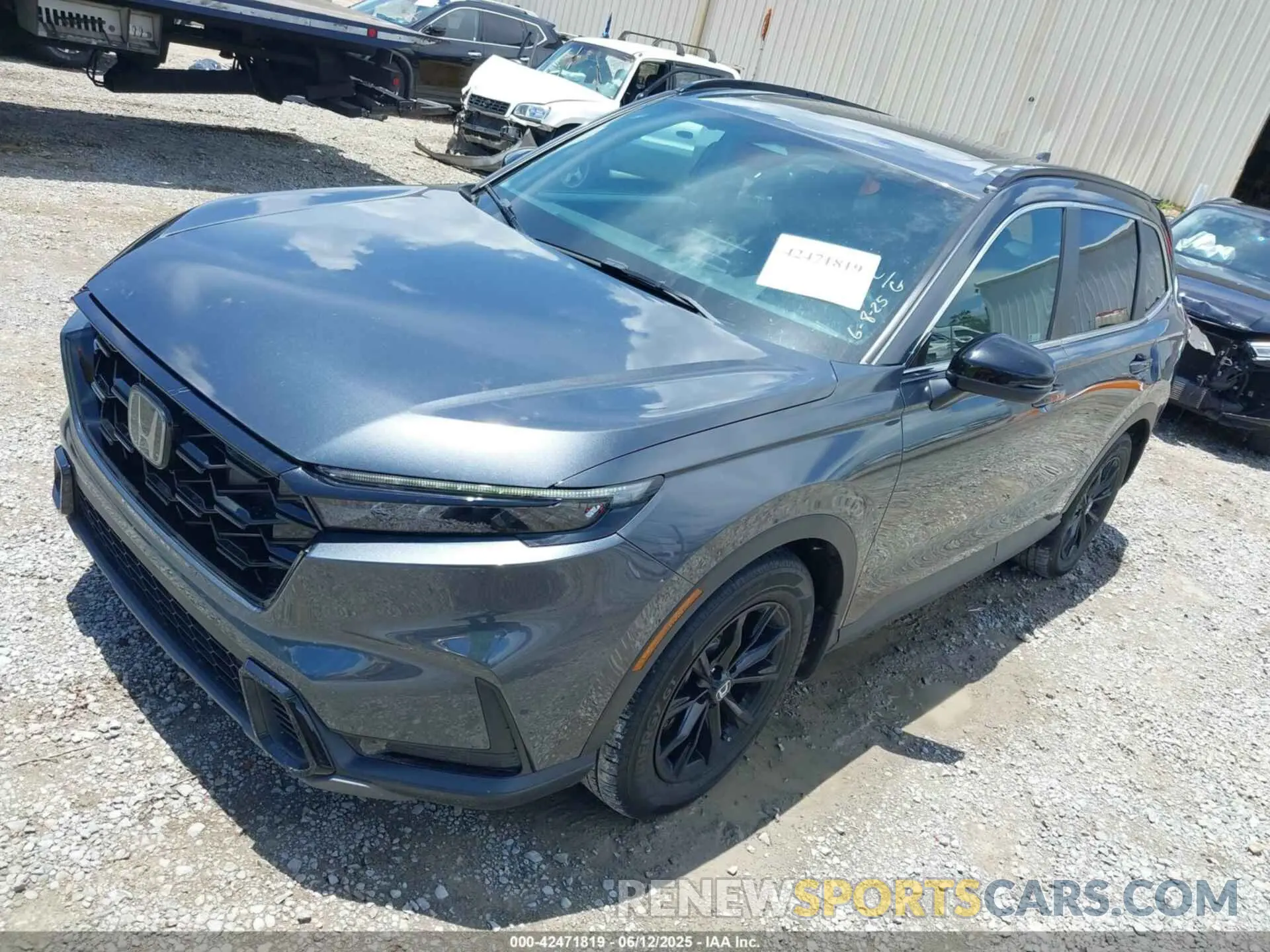 2 Photograph of a damaged car 7FARS5H54PE001747 HONDA CR-V HYBRID 2023