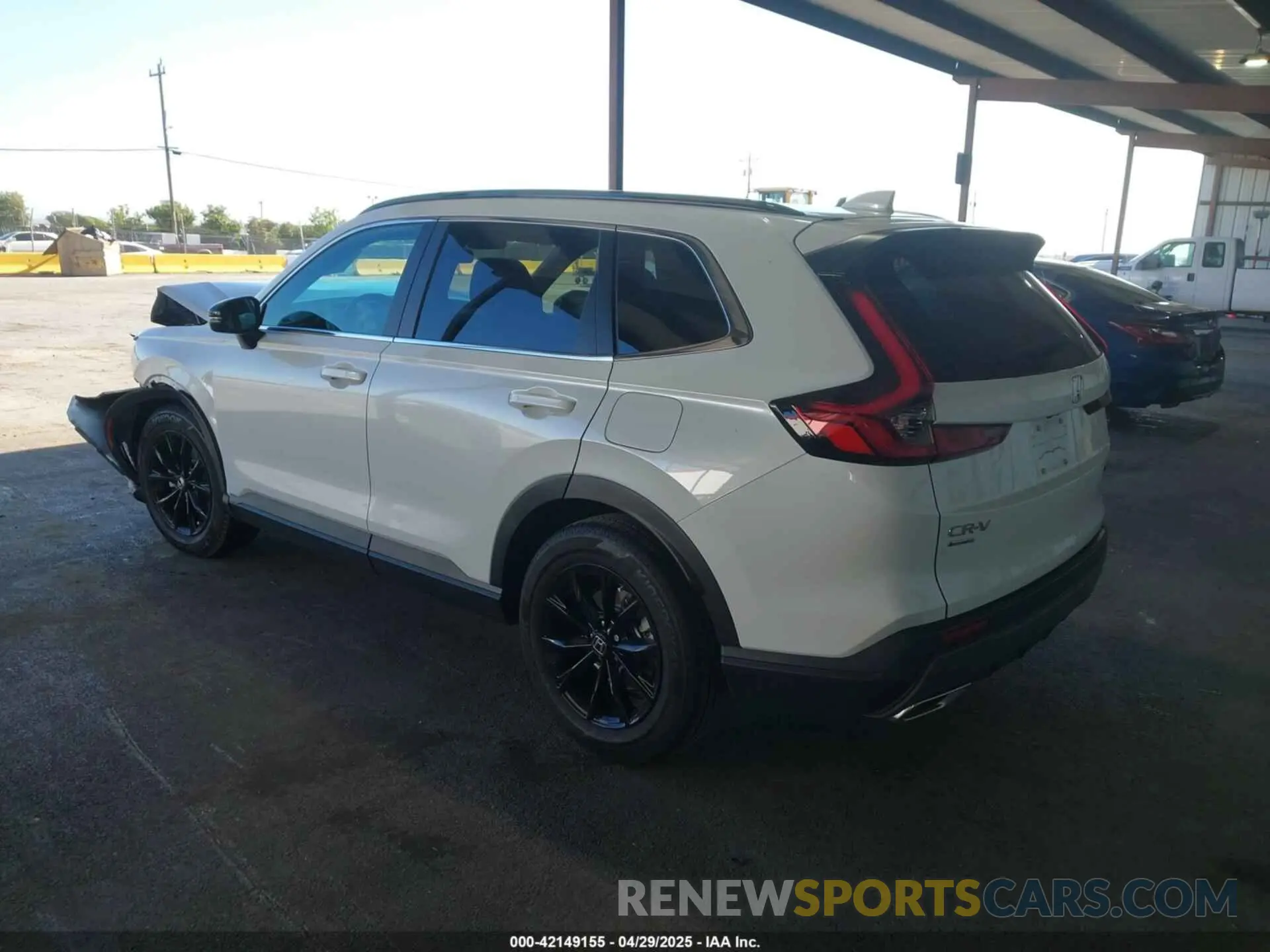 3 Photograph of a damaged car 7FARS5H57PE005114 HONDA CR-V HYBRID 2023
