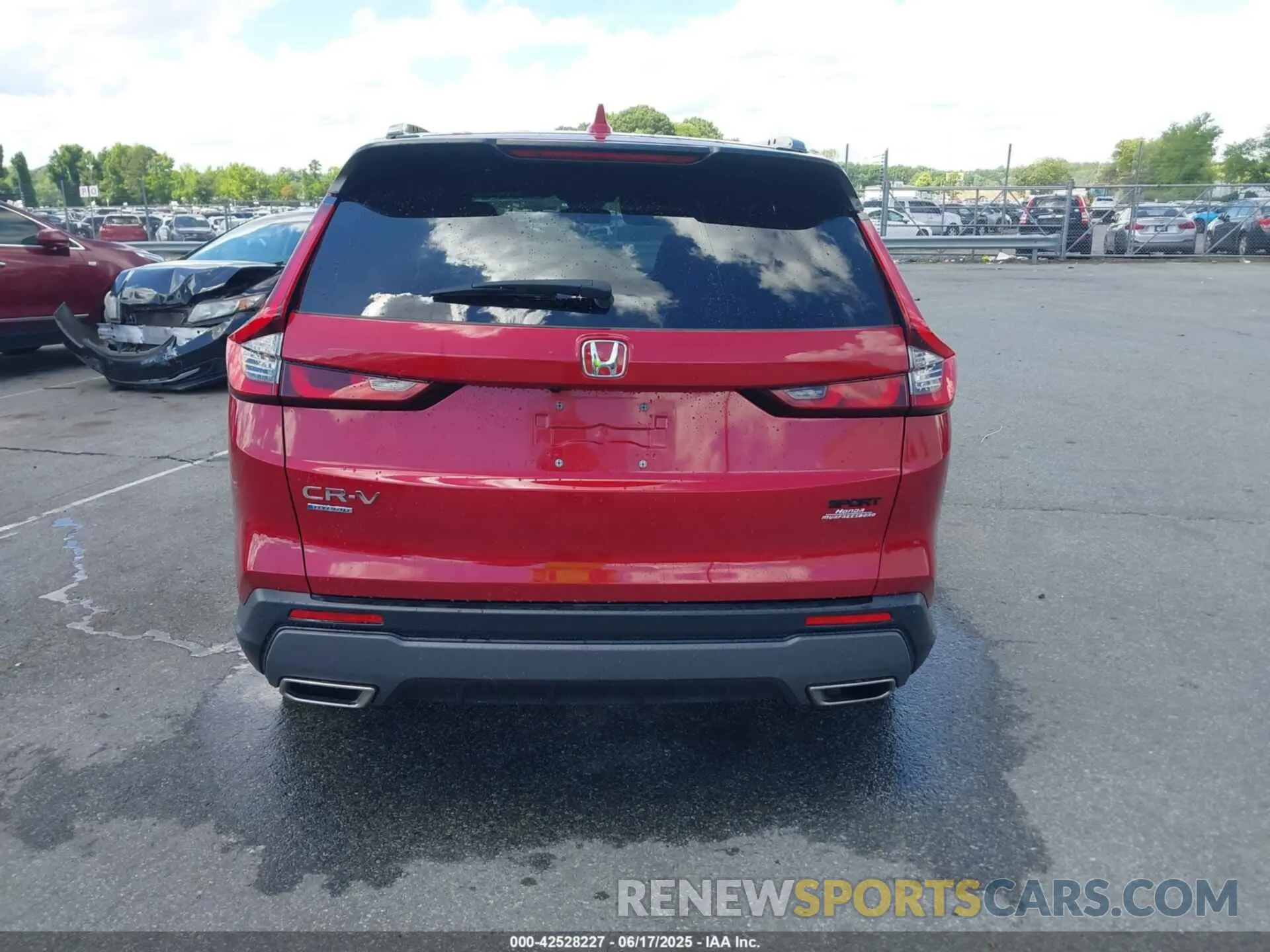 16 Photograph of a damaged car 7FARS5H58PE005509 HONDA CR-V HYBRID 2023