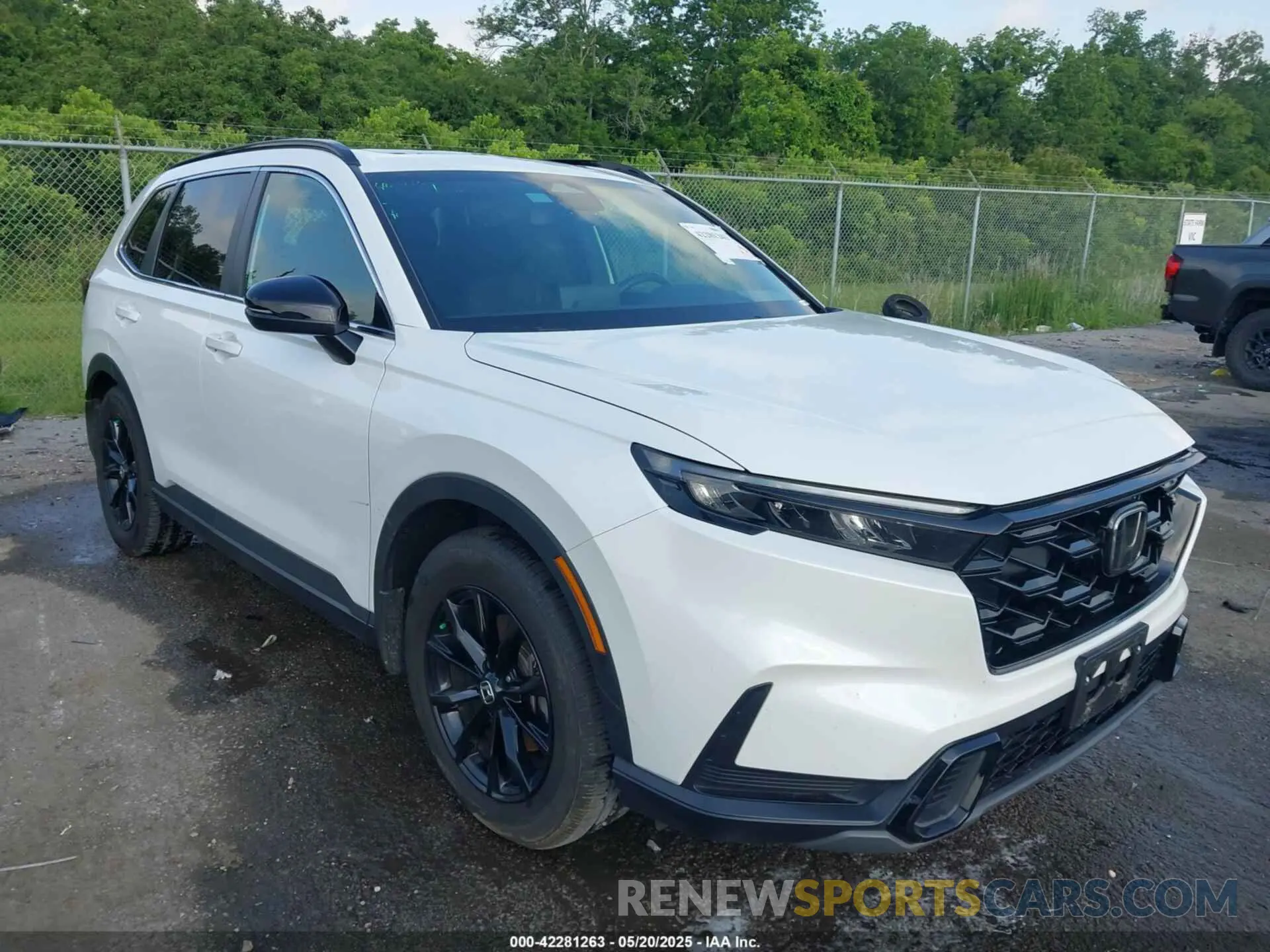 1 Photograph of a damaged car 7FARS5H5XPE009237 HONDA CR-V HYBRID 2023
