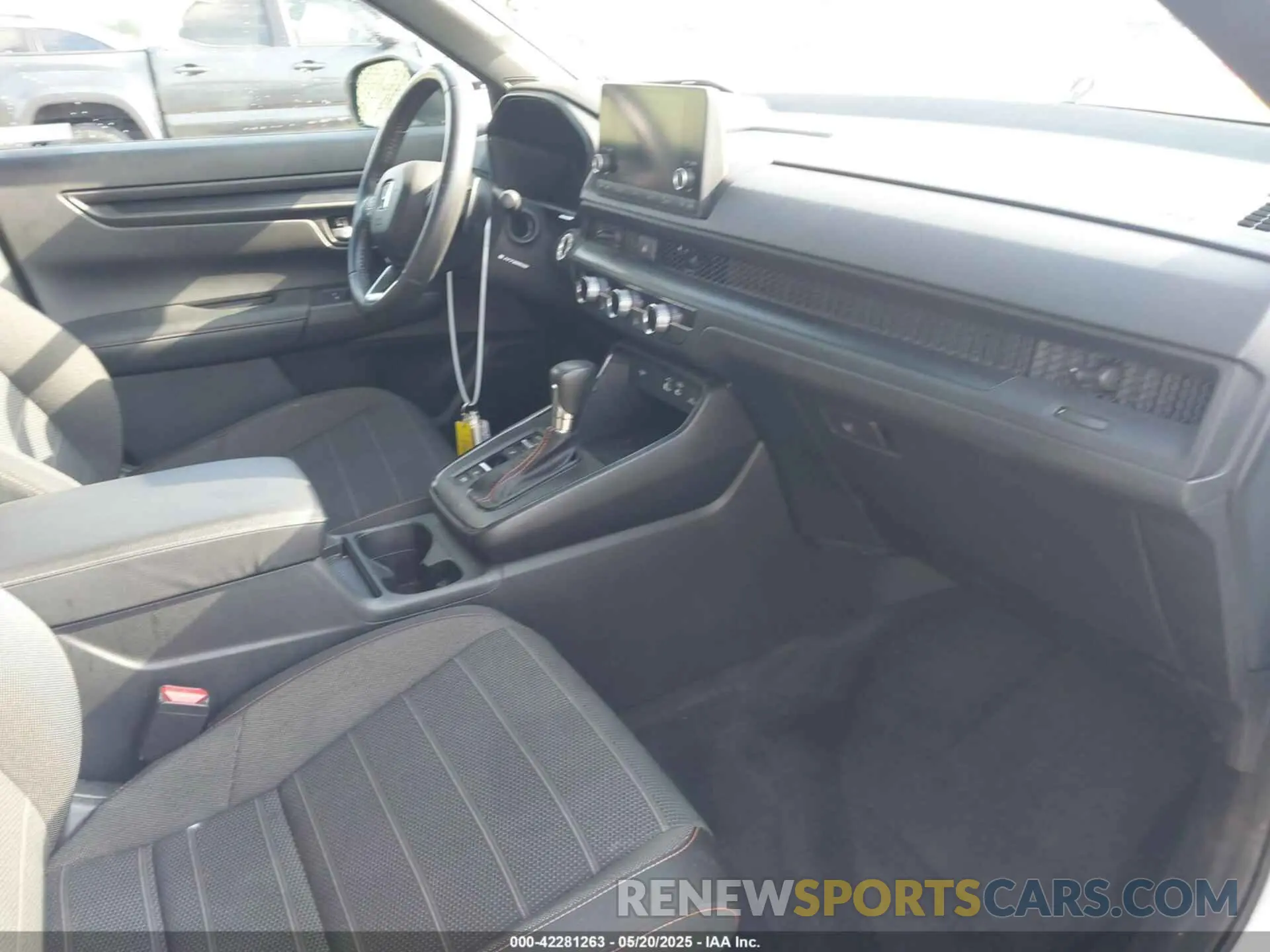 5 Photograph of a damaged car 7FARS5H5XPE009237 HONDA CR-V HYBRID 2023