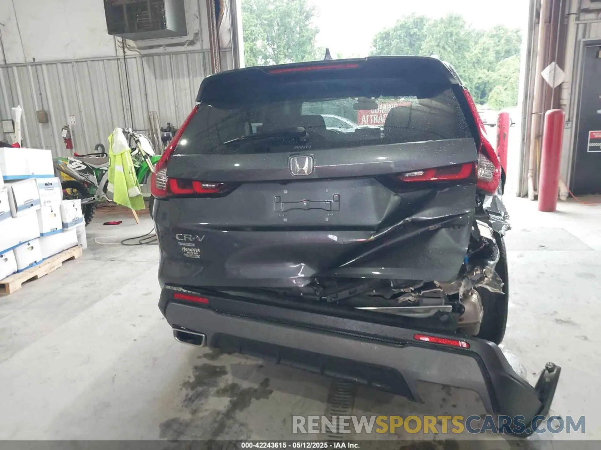 16 Photograph of a damaged car 7FARS6H50PE040941 HONDA CR-V HYBRID 2023