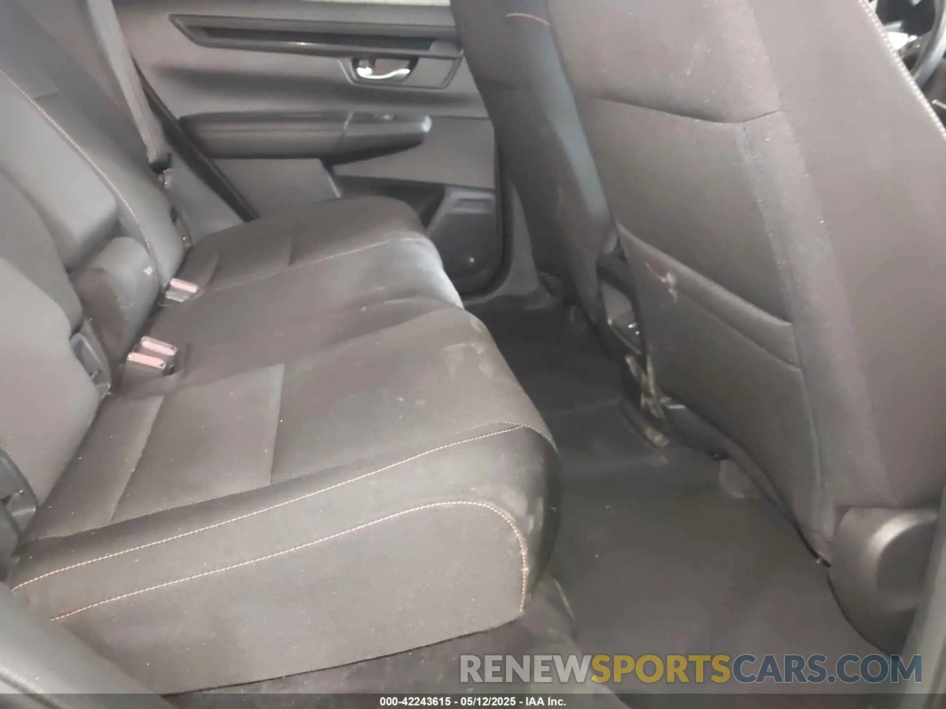 8 Photograph of a damaged car 7FARS6H50PE040941 HONDA CR-V HYBRID 2023