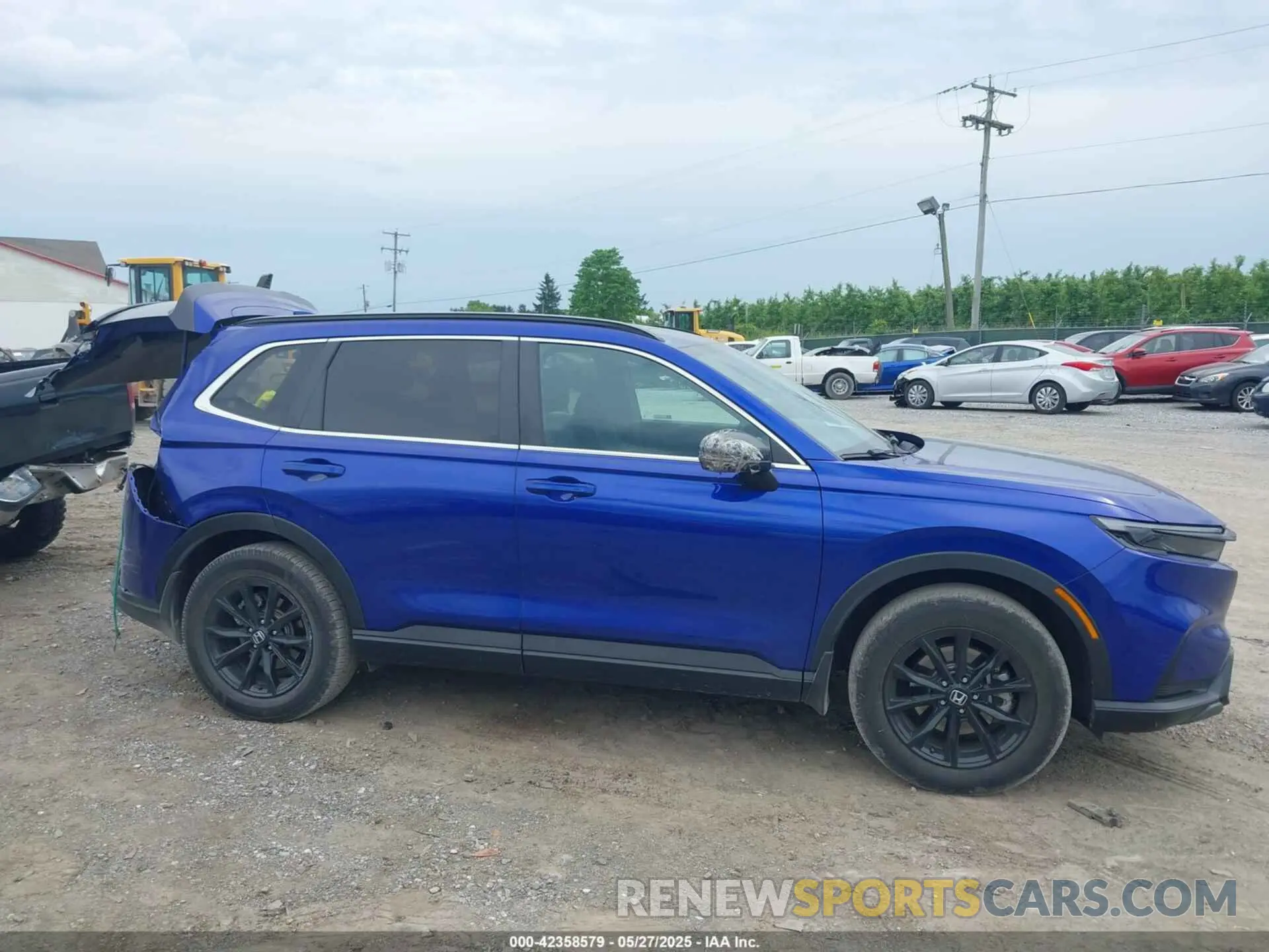 13 Photograph of a damaged car 7FARS6H51PE032895 HONDA CR-V HYBRID 2023