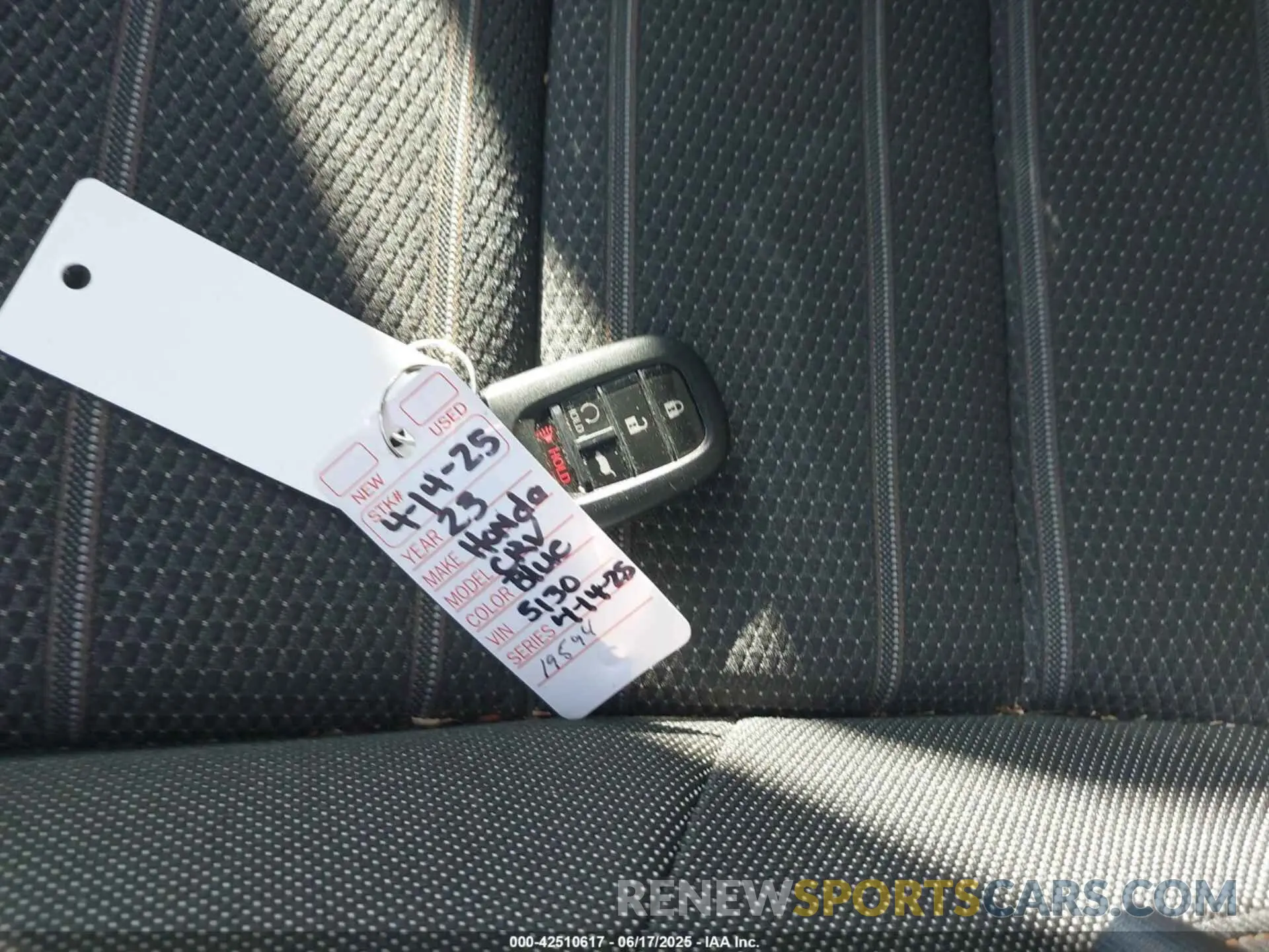 11 Photograph of a damaged car 7FARS6H54PE035130 HONDA CR-V HYBRID 2023