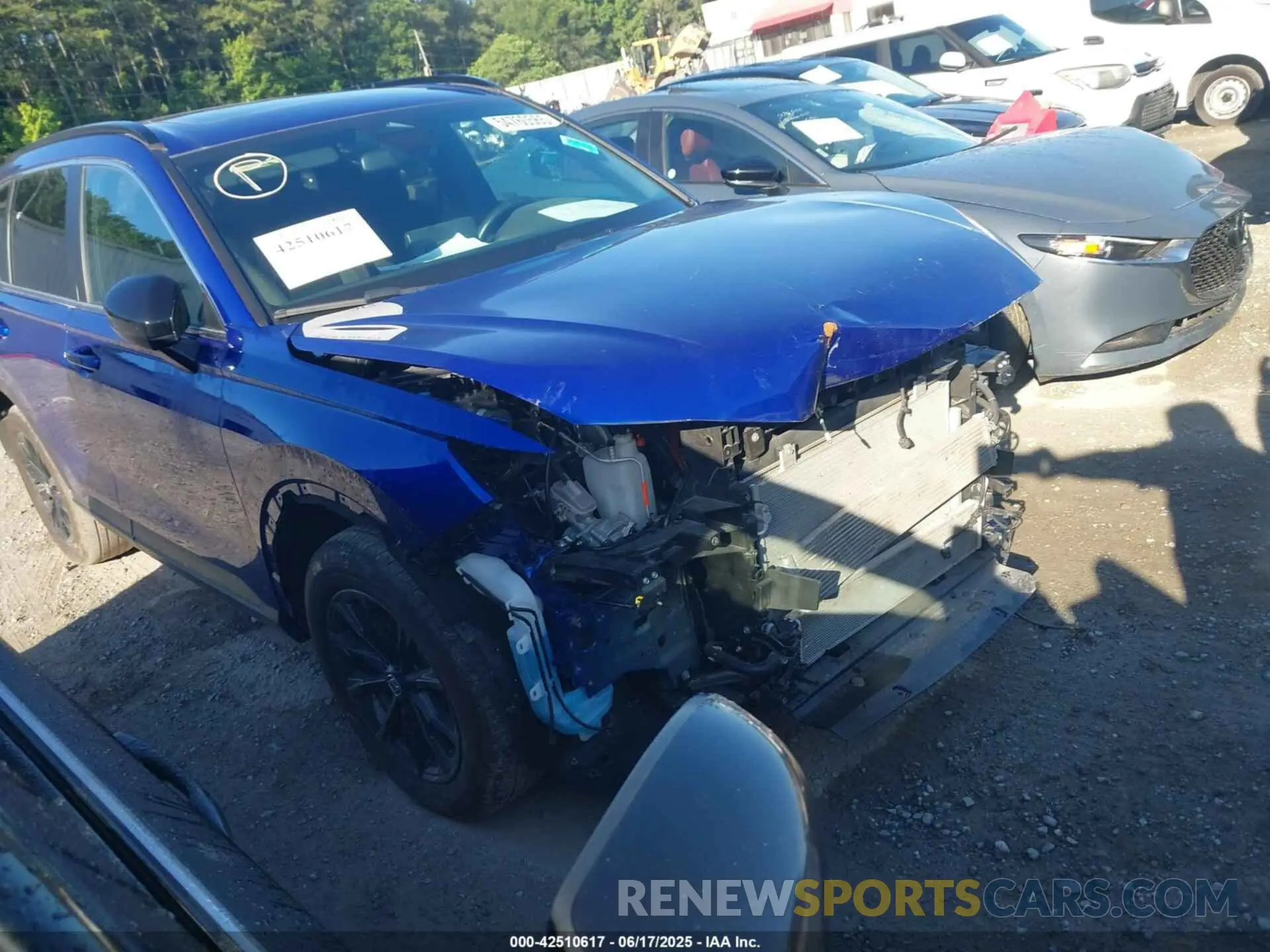 13 Photograph of a damaged car 7FARS6H54PE035130 HONDA CR-V HYBRID 2023