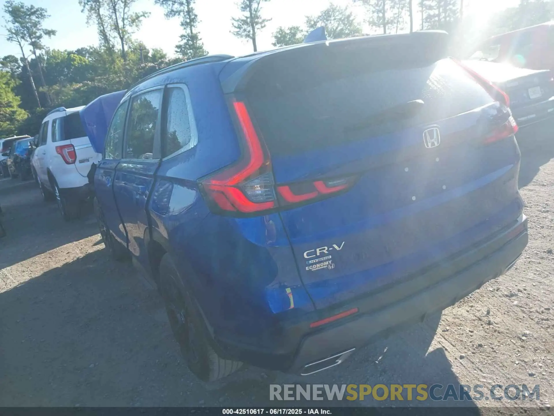 3 Photograph of a damaged car 7FARS6H54PE035130 HONDA CR-V HYBRID 2023