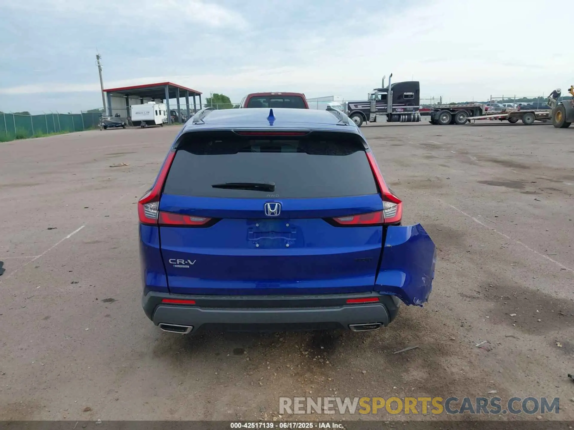 17 Photograph of a damaged car 7FARS6H55PE039526 HONDA CR-V HYBRID 2023