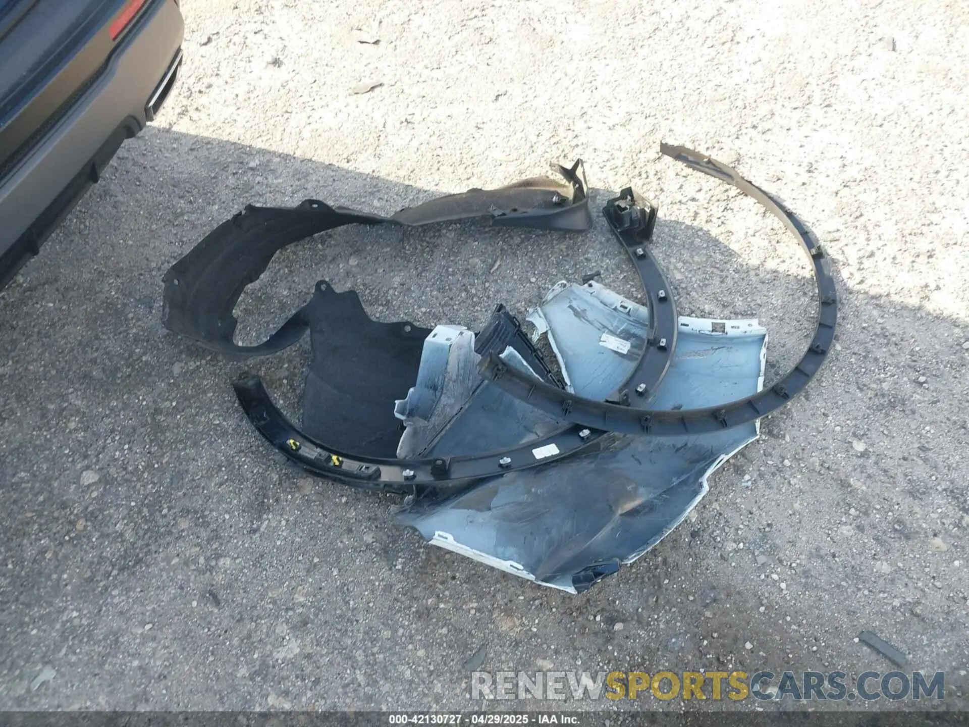 12 Photograph of a damaged car 7FARS6H59PE033471 HONDA CR-V HYBRID 2023