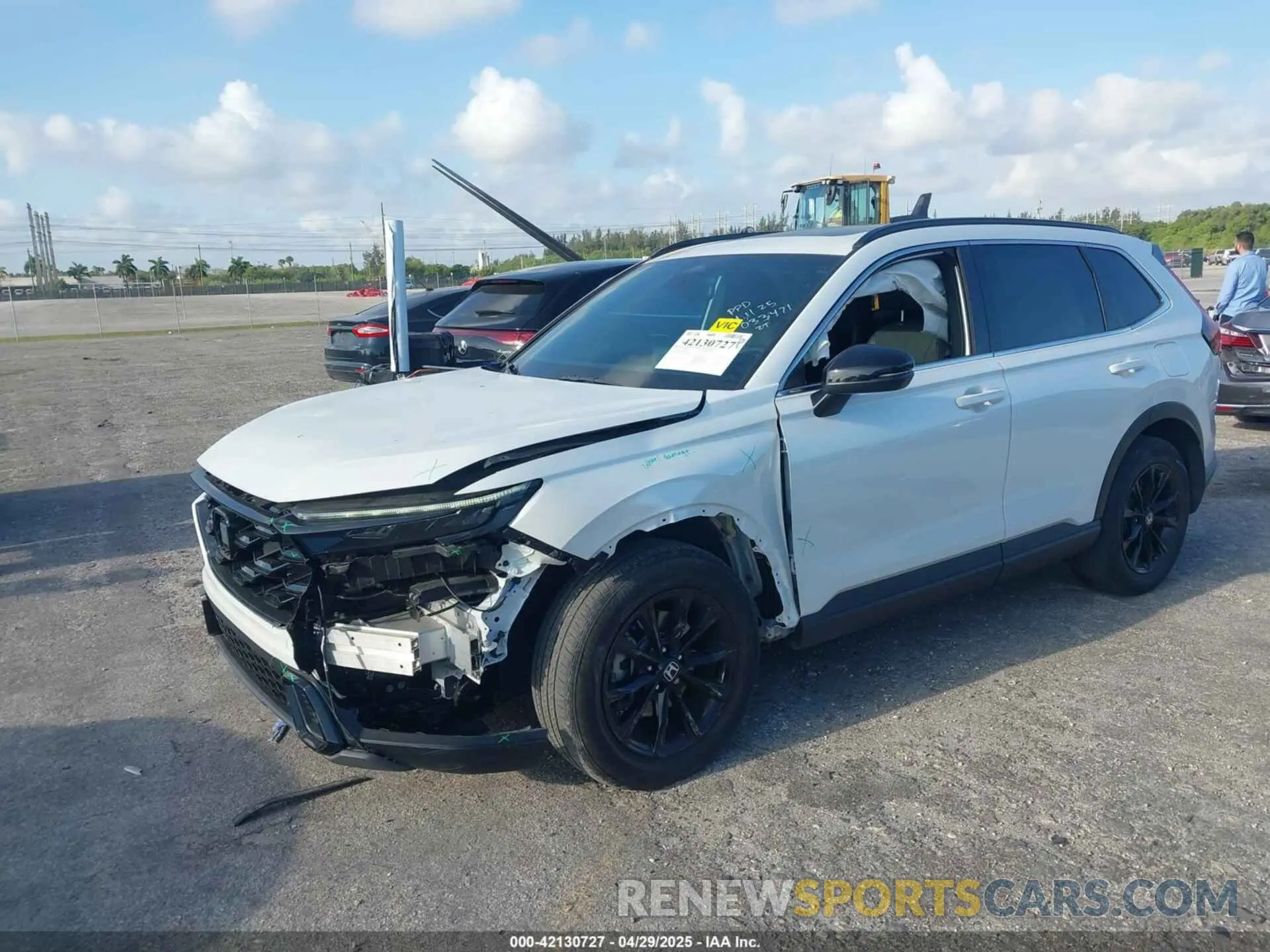 2 Photograph of a damaged car 7FARS6H59PE033471 HONDA CR-V HYBRID 2023