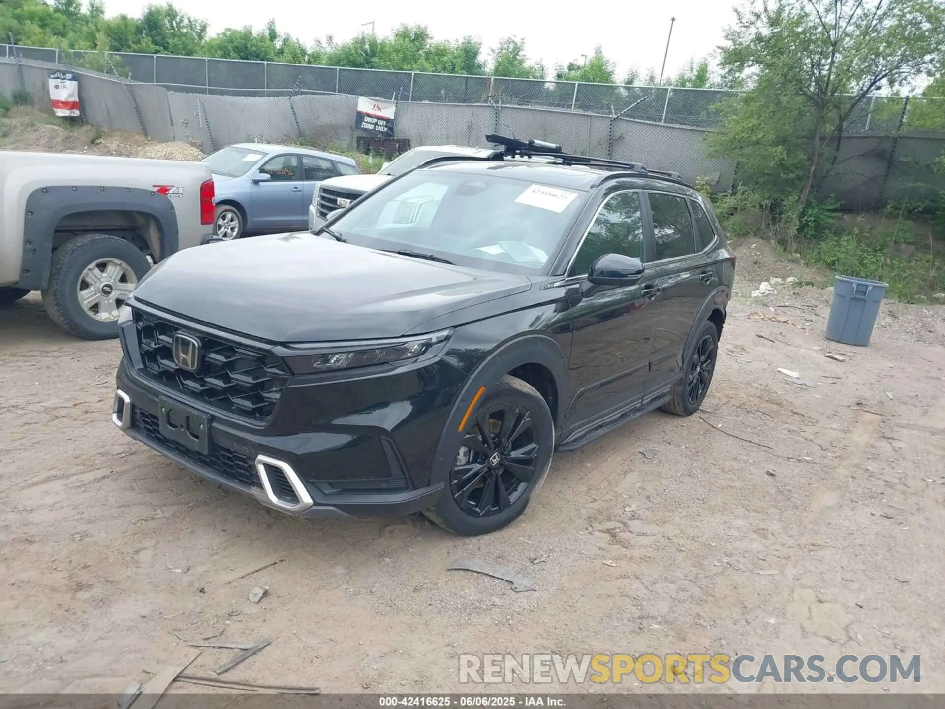2 Photograph of a damaged car 7FARS6H91PE008163 HONDA CR-V HYBRID 2023
