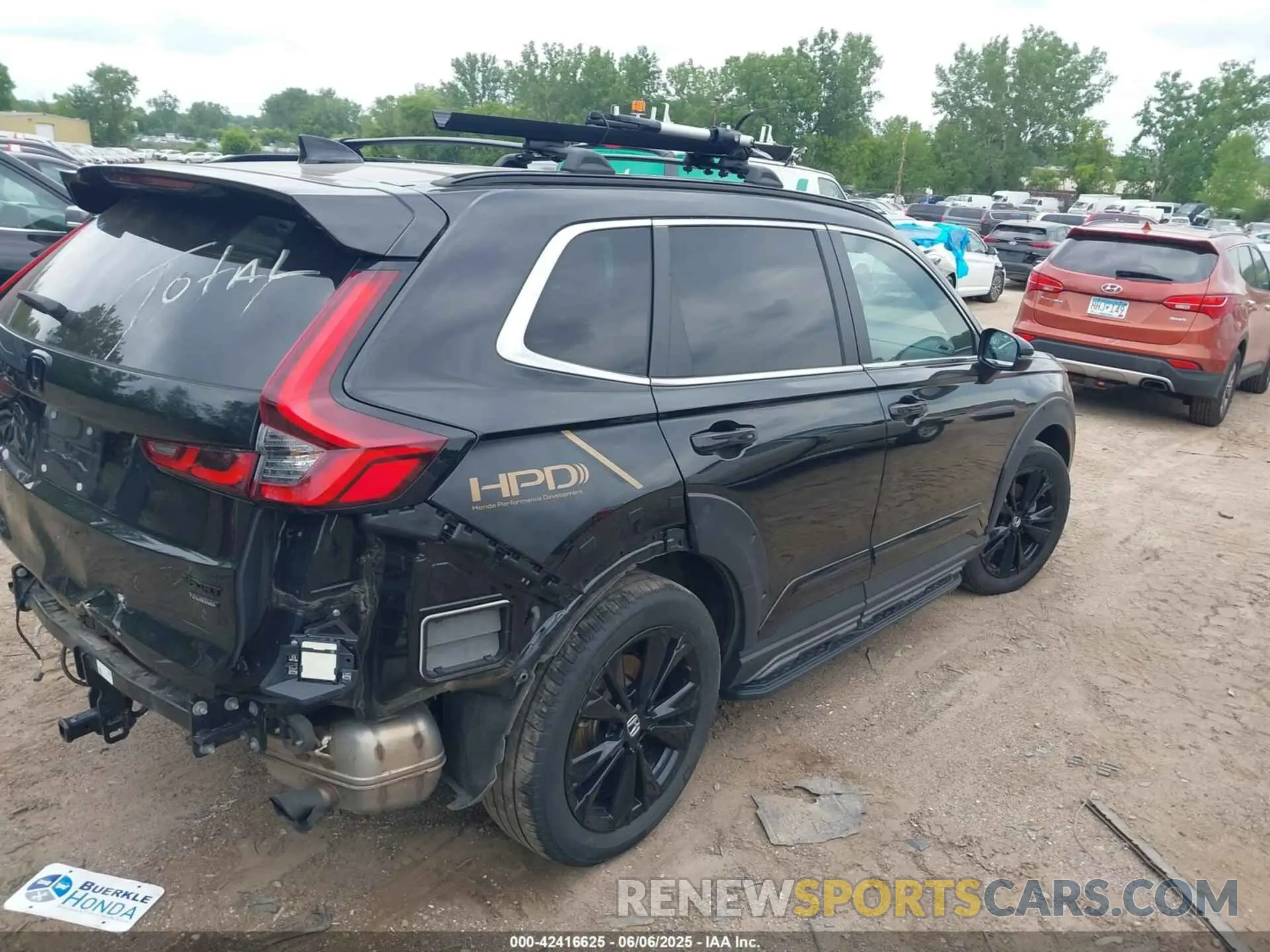 4 Photograph of a damaged car 7FARS6H91PE008163 HONDA CR-V HYBRID 2023