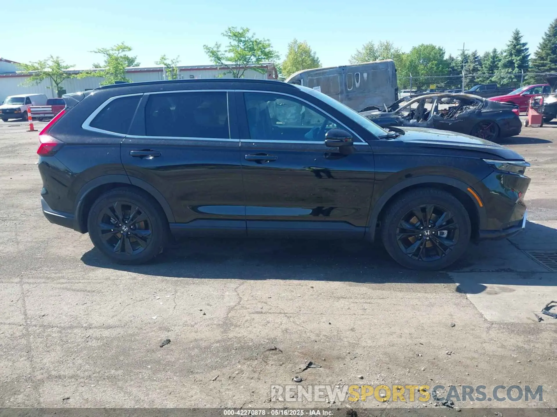 13 Photograph of a damaged car 7FARS6H96PE036542 HONDA CR-V HYBRID 2023