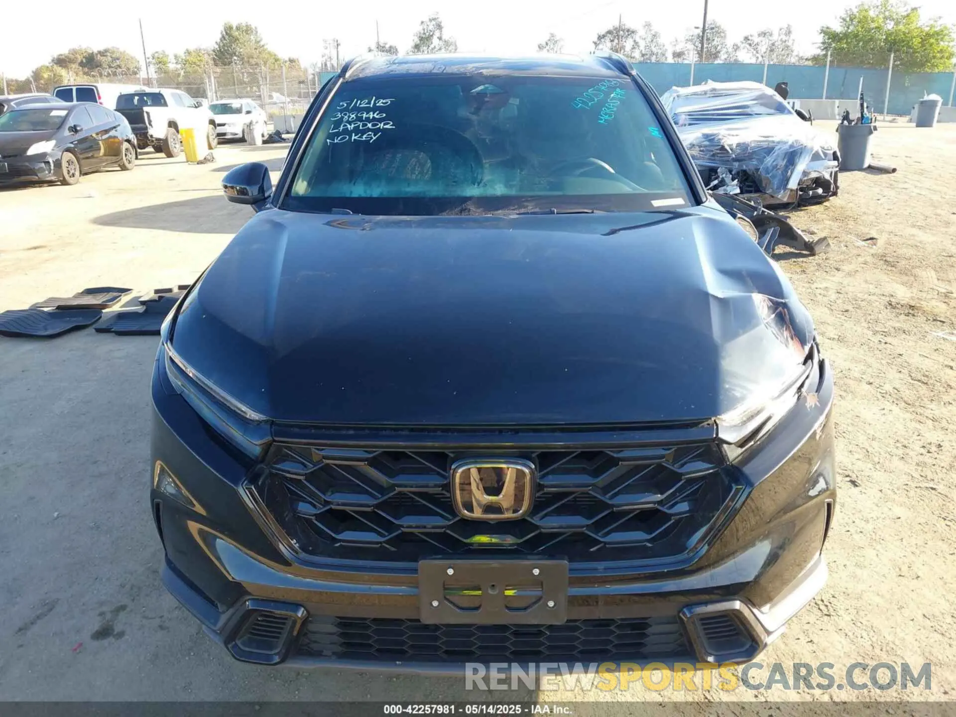 12 Photograph of a damaged car 2HKRS6H58RH805801 HONDA CR-V HYBRID 2024