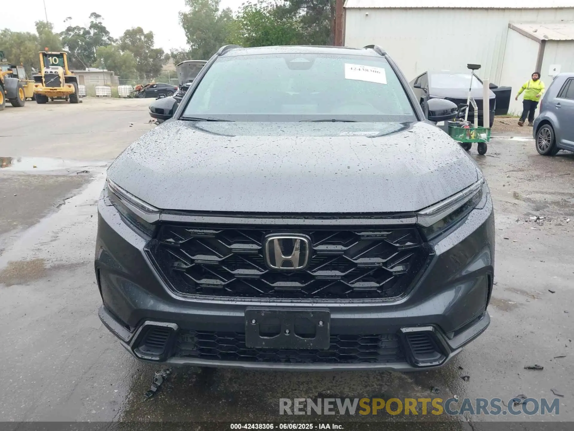 12 Photograph of a damaged car 2HKRS6H58RH814482 HONDA CR-V HYBRID 2024