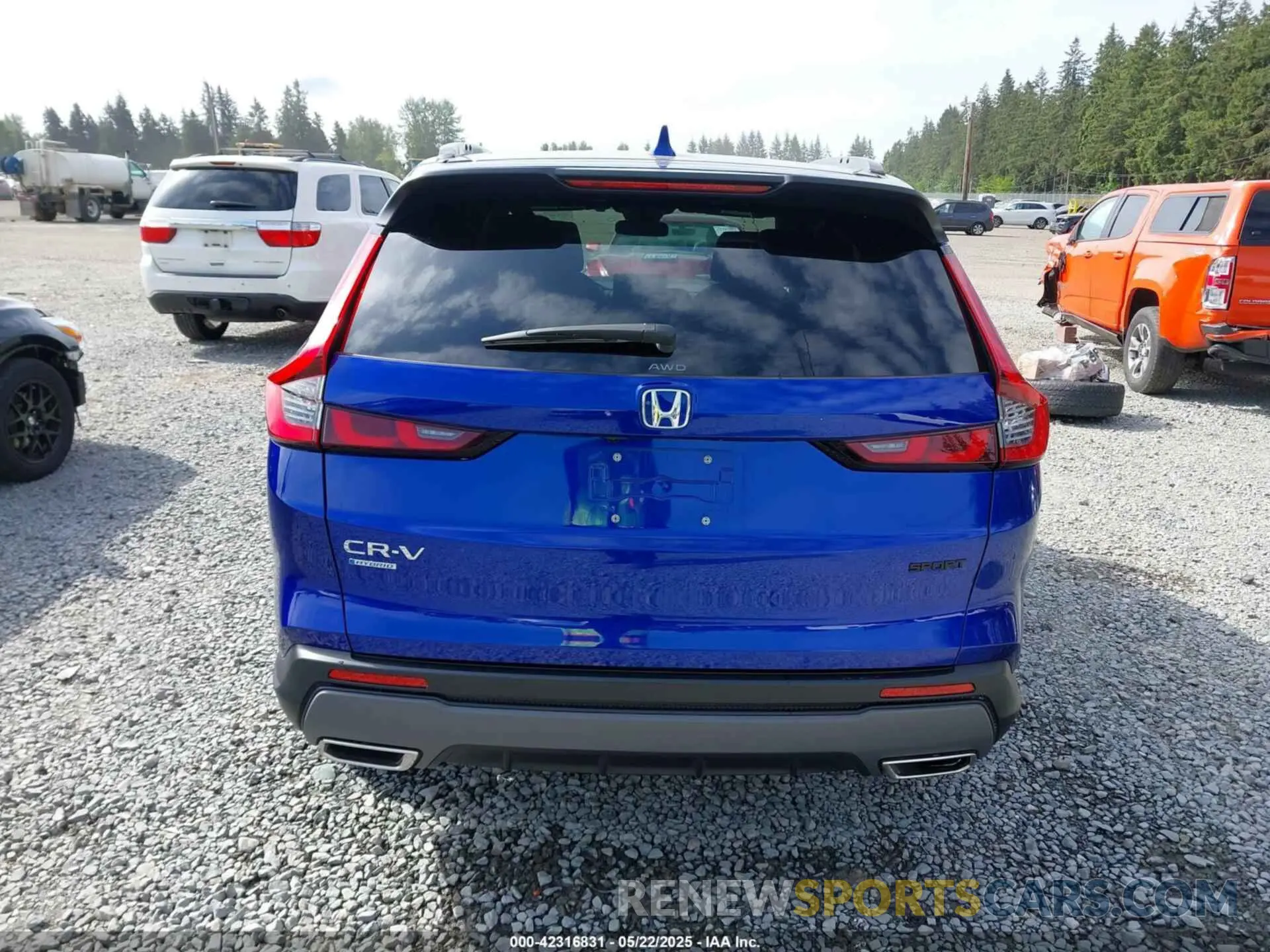 16 Photograph of a damaged car 2HKRS6H59RH806438 HONDA CR-V HYBRID 2024