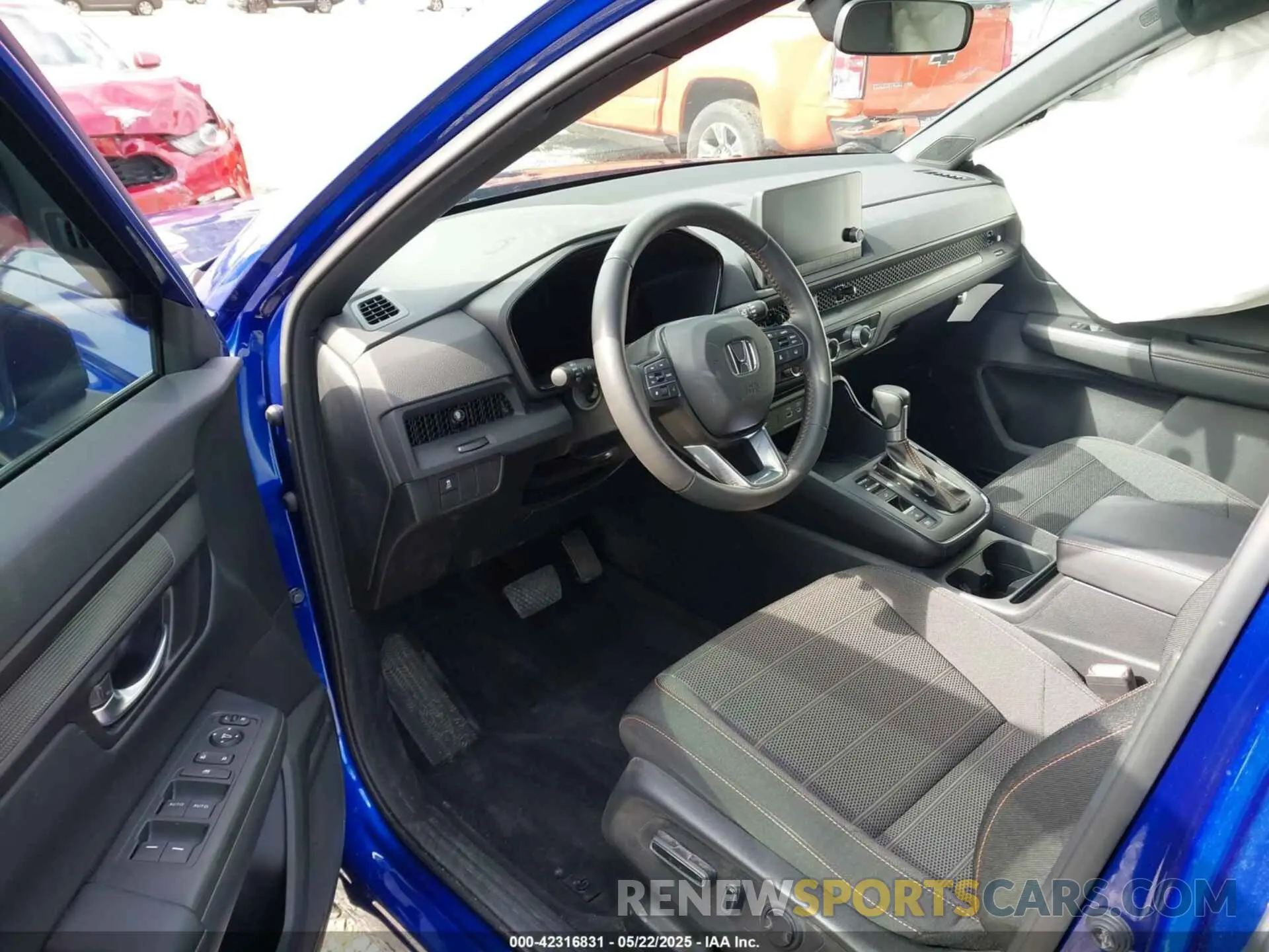 5 Photograph of a damaged car 2HKRS6H59RH806438 HONDA CR-V HYBRID 2024