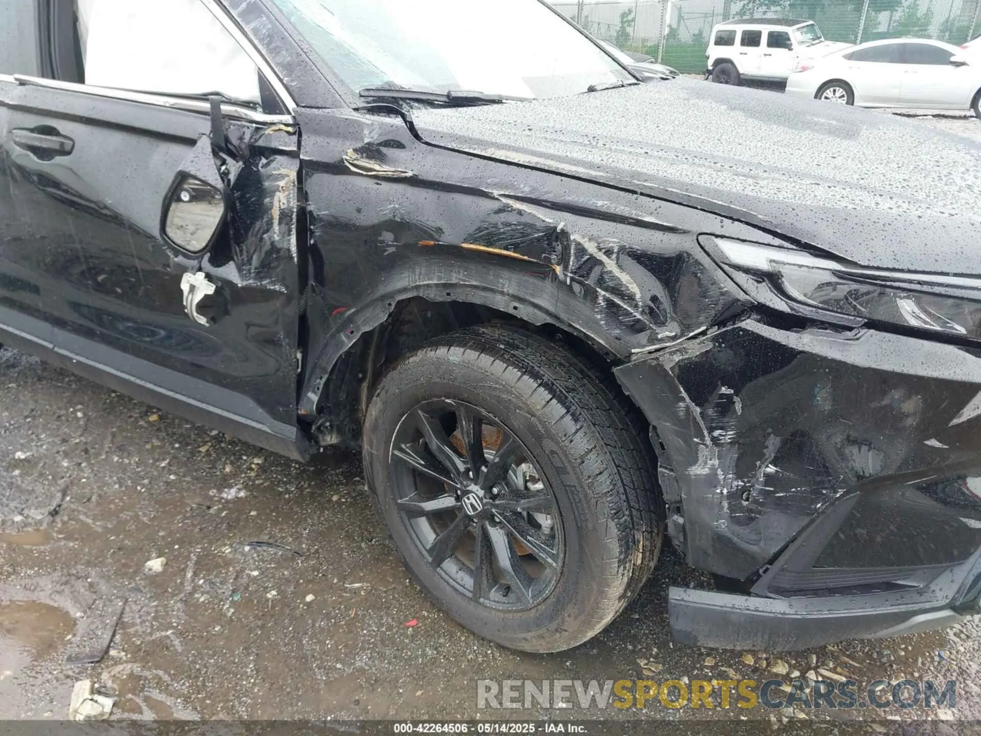 6 Photograph of a damaged car 2HKRS6H59RH807735 HONDA CR-V HYBRID 2024
