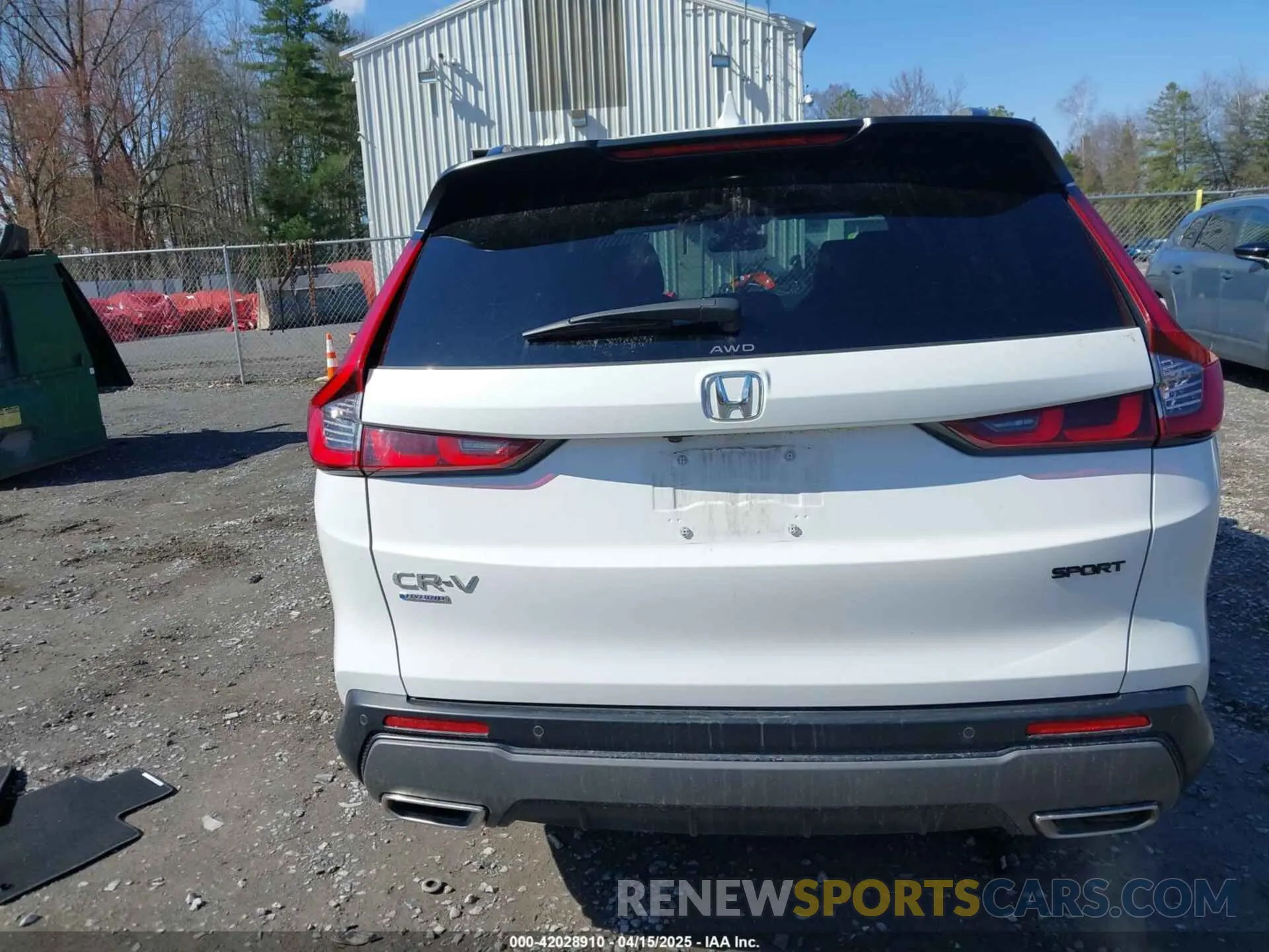 16 Photograph of a damaged car 2HKRS6H89RH810368 HONDA CR-V HYBRID 2024