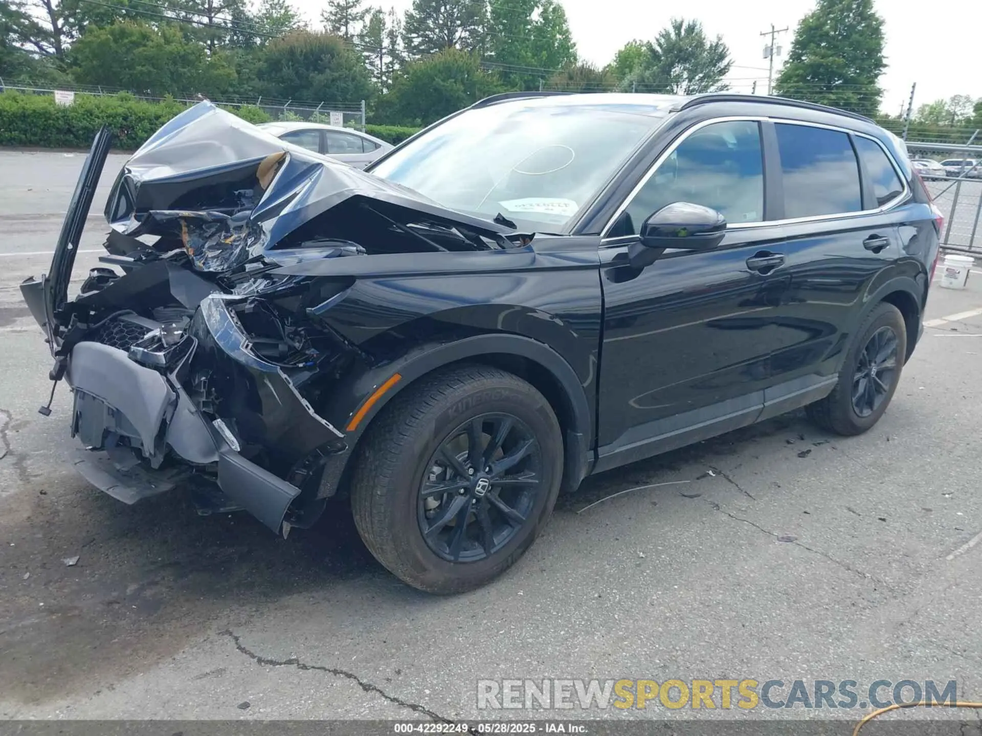 2 Photograph of a damaged car 5J6RS5H82RL000984 HONDA CR-V HYBRID 2024