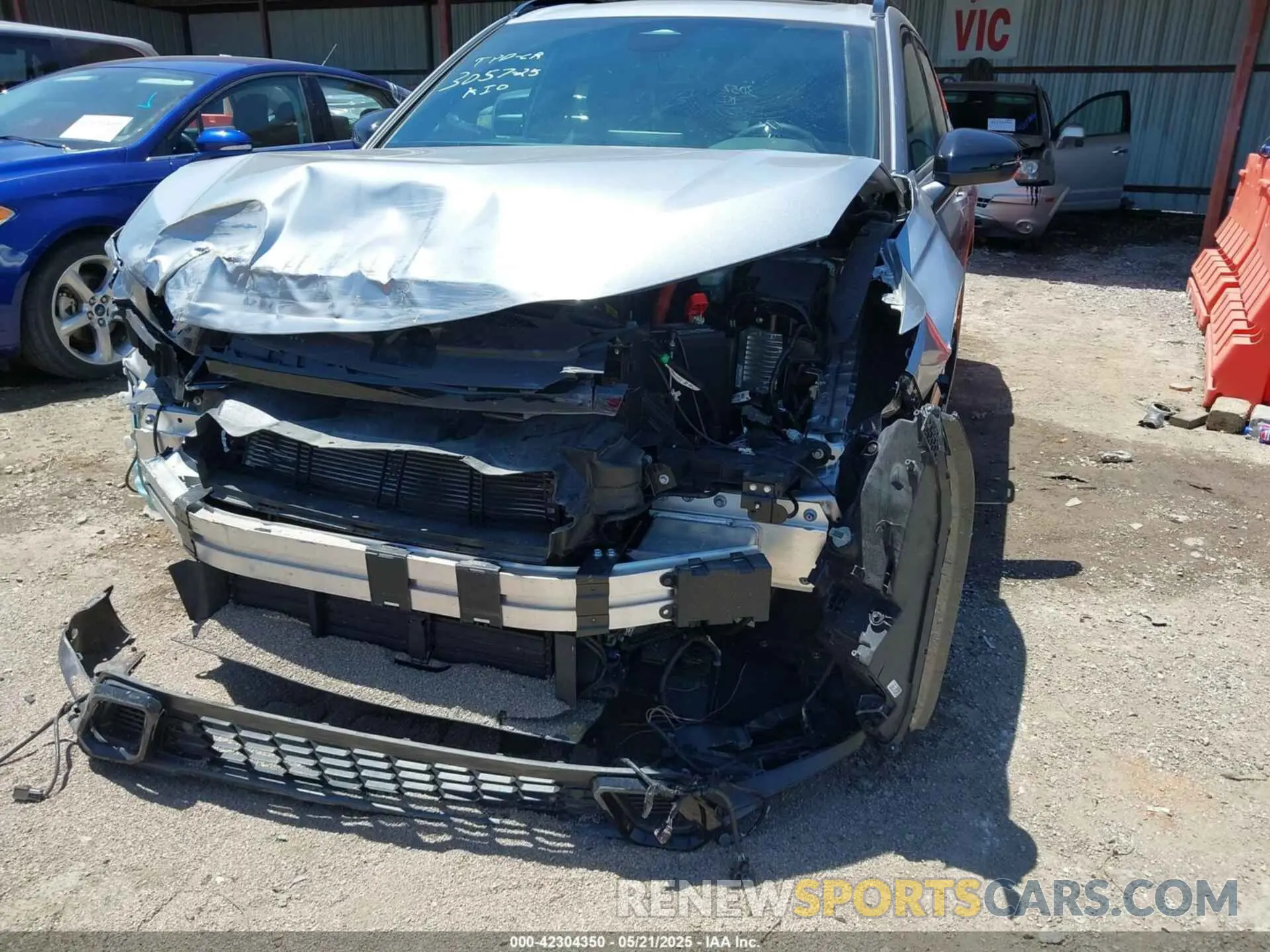 12 Photograph of a damaged car 5J6RS5H8XRL005849 HONDA CR-V HYBRID 2024