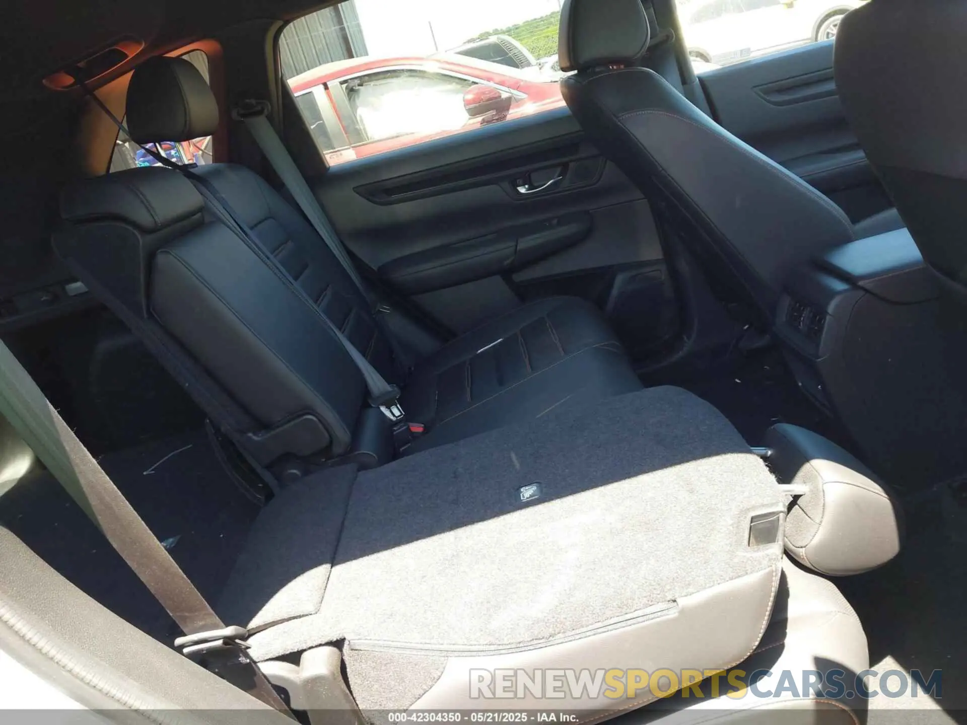 8 Photograph of a damaged car 5J6RS5H8XRL005849 HONDA CR-V HYBRID 2024