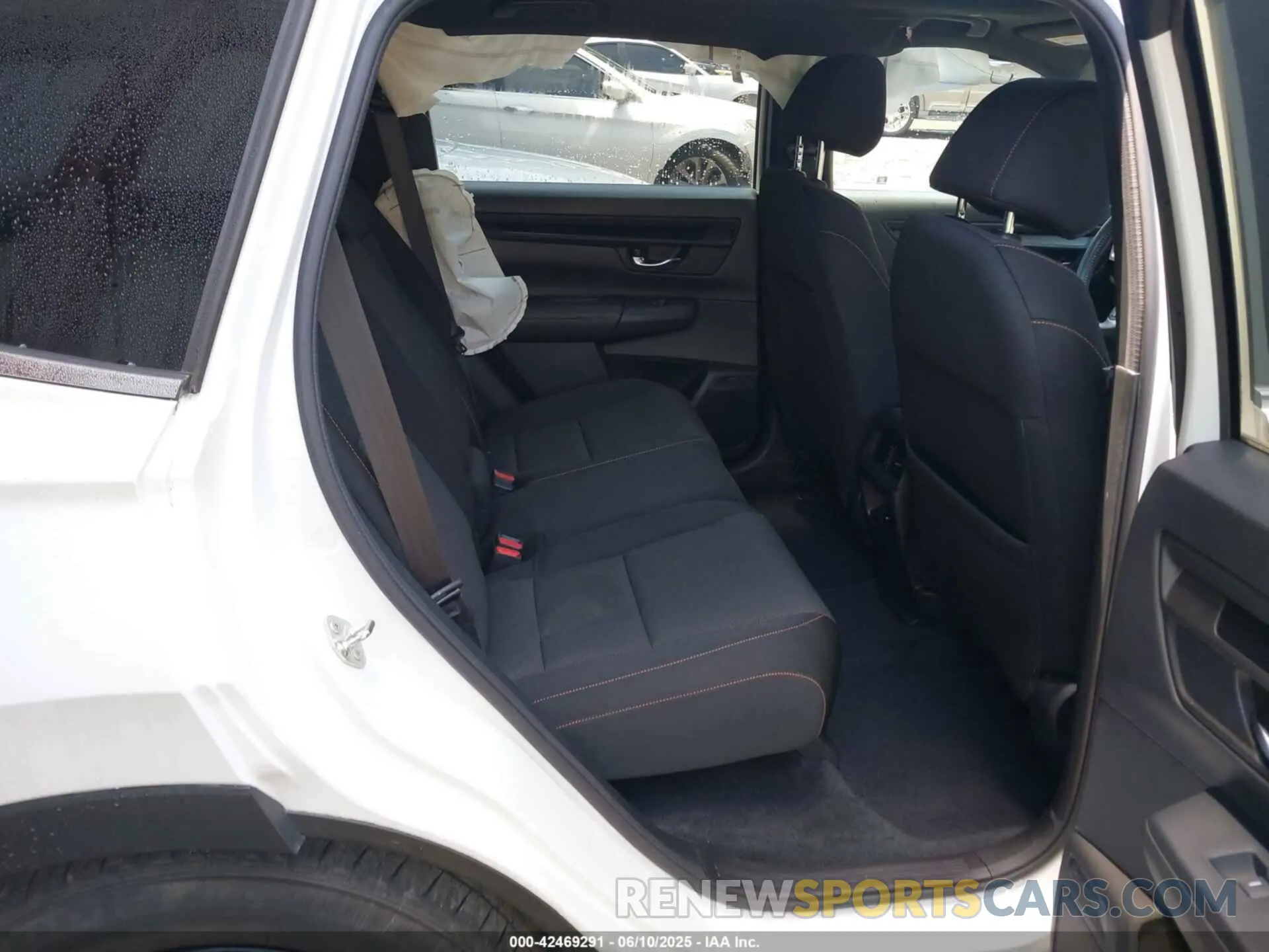 8 Photograph of a damaged car 5J6RS6H58RL014920 HONDA CR-V HYBRID 2024