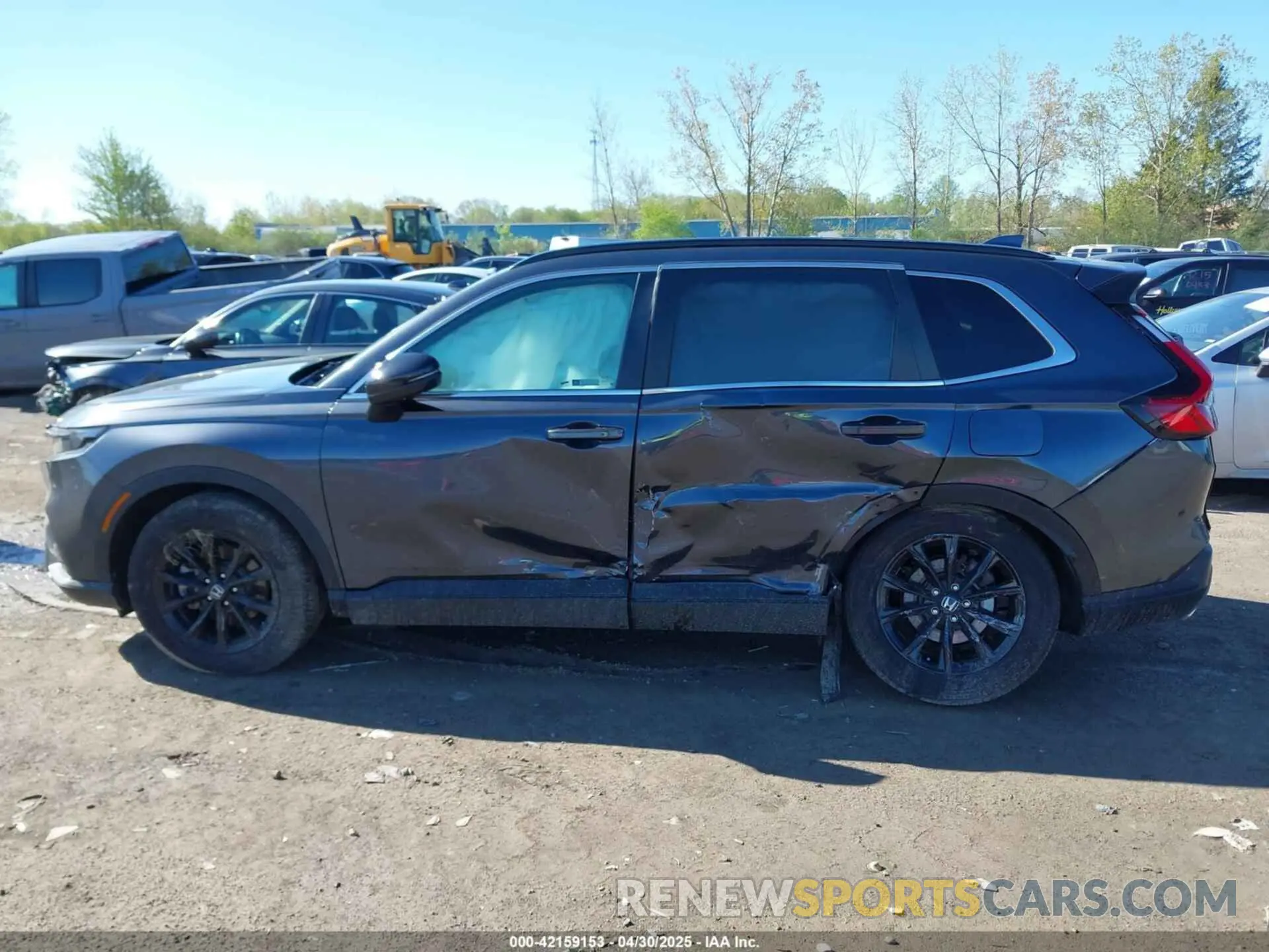 14 Photograph of a damaged car 5J6RS6H80RL029714 HONDA CR-V HYBRID 2024