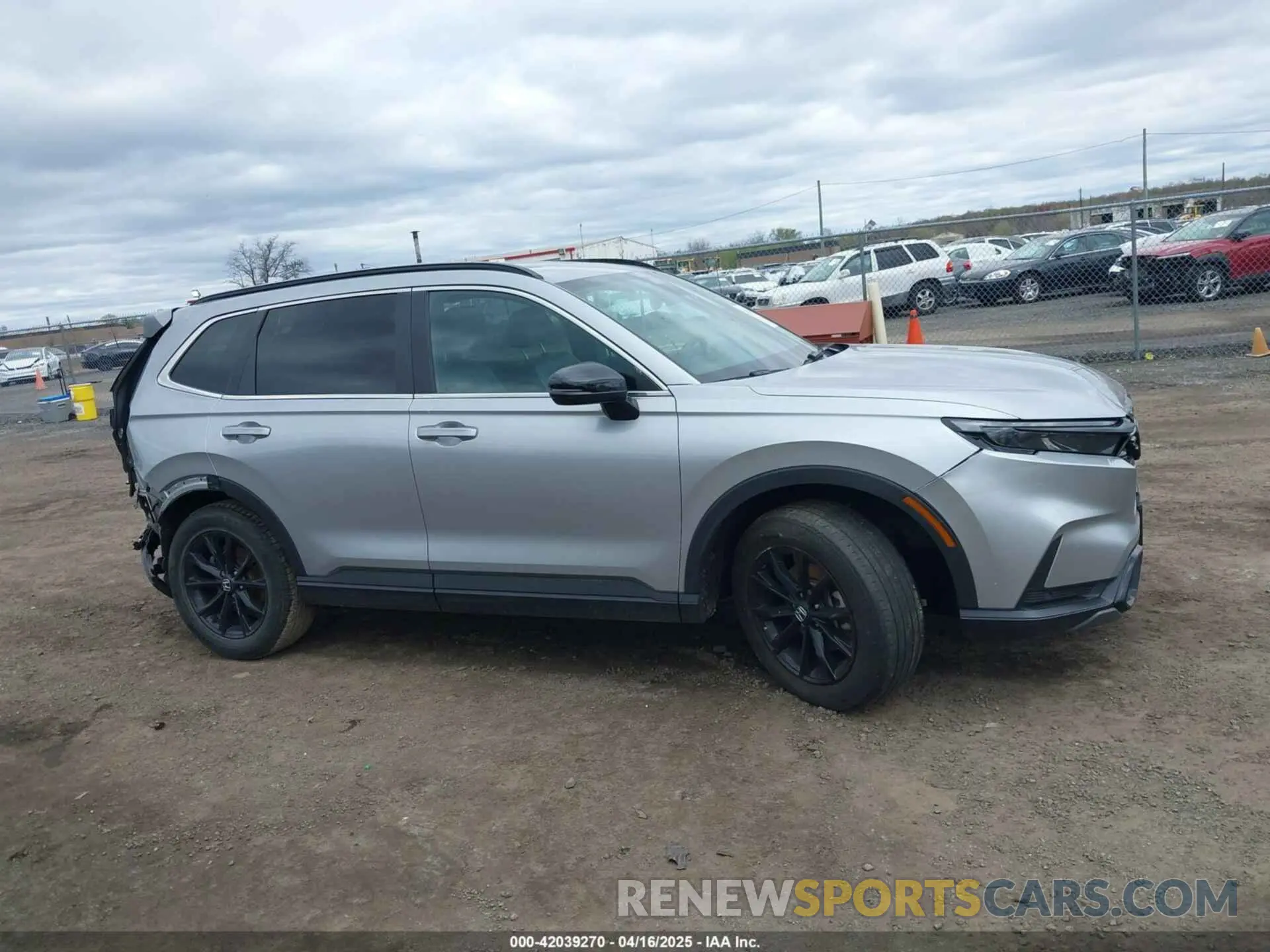 13 Photograph of a damaged car 5J6RS6H87RL019150 HONDA CR-V HYBRID 2024