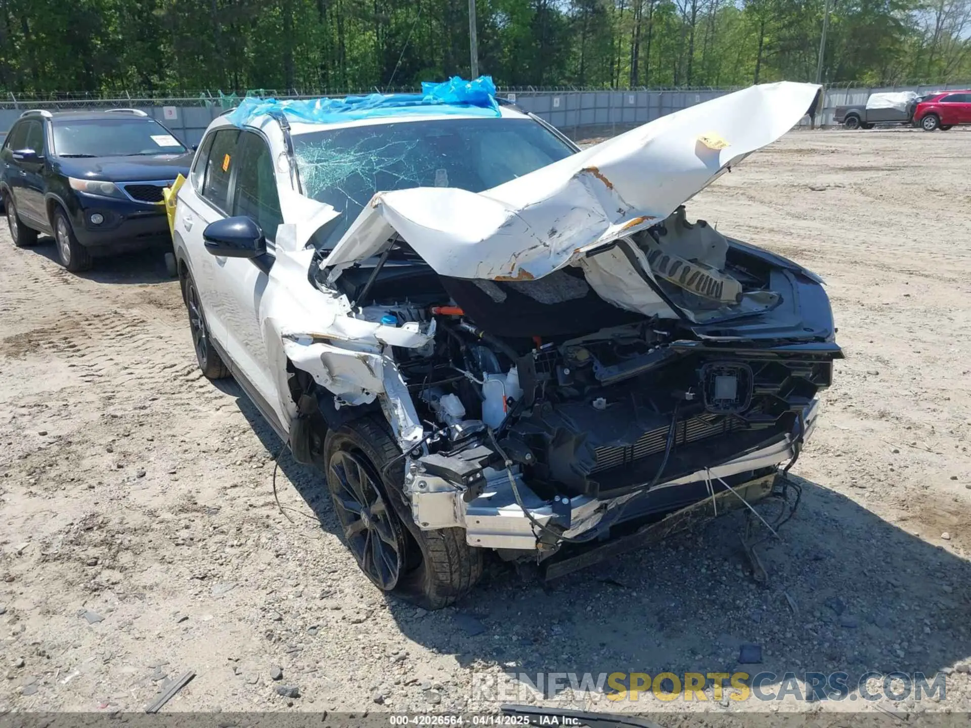 16 Photograph of a damaged car 5J6RS6H89RL036760 HONDA CR-V HYBRID 2024