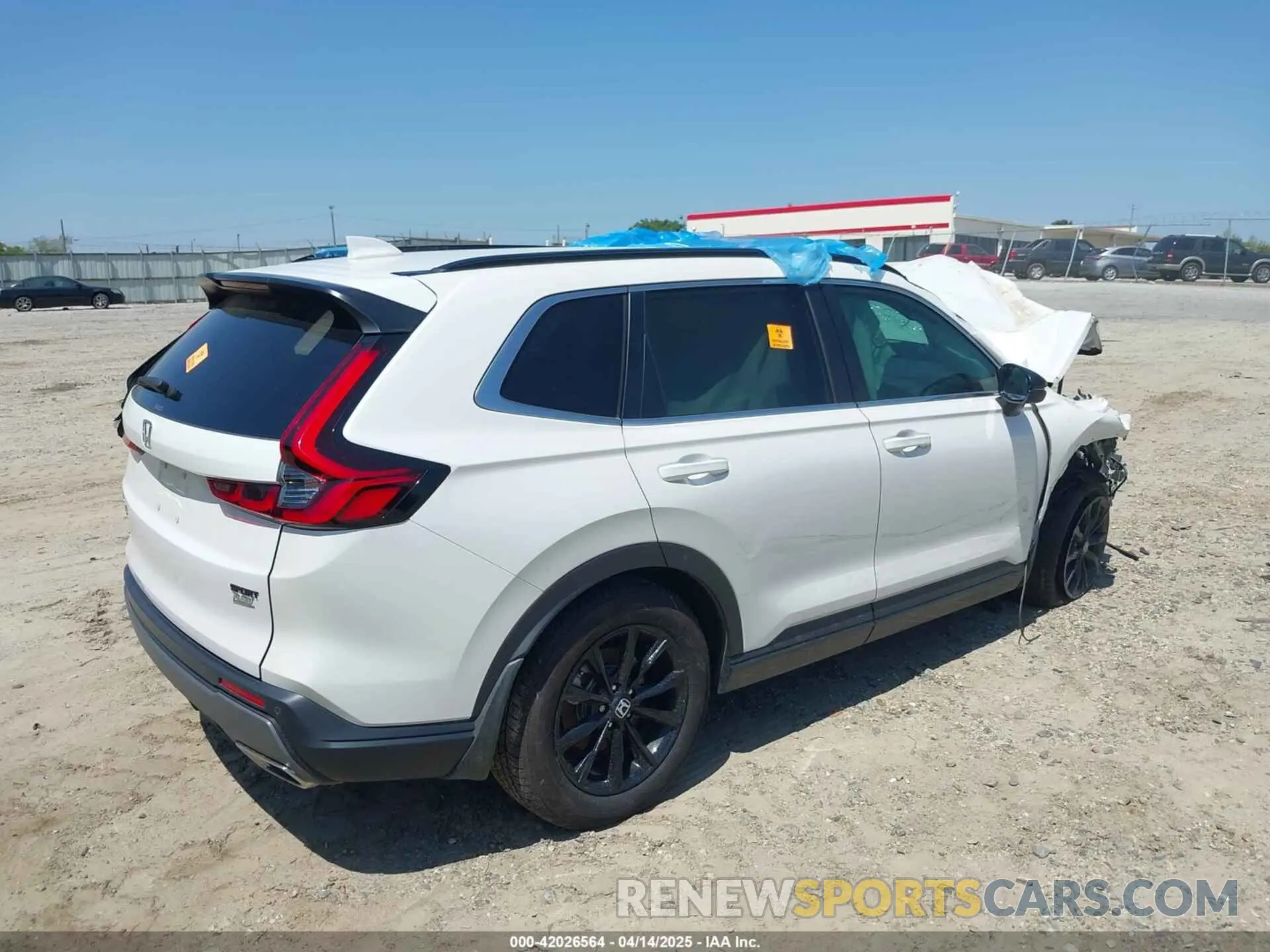 4 Photograph of a damaged car 5J6RS6H89RL036760 HONDA CR-V HYBRID 2024