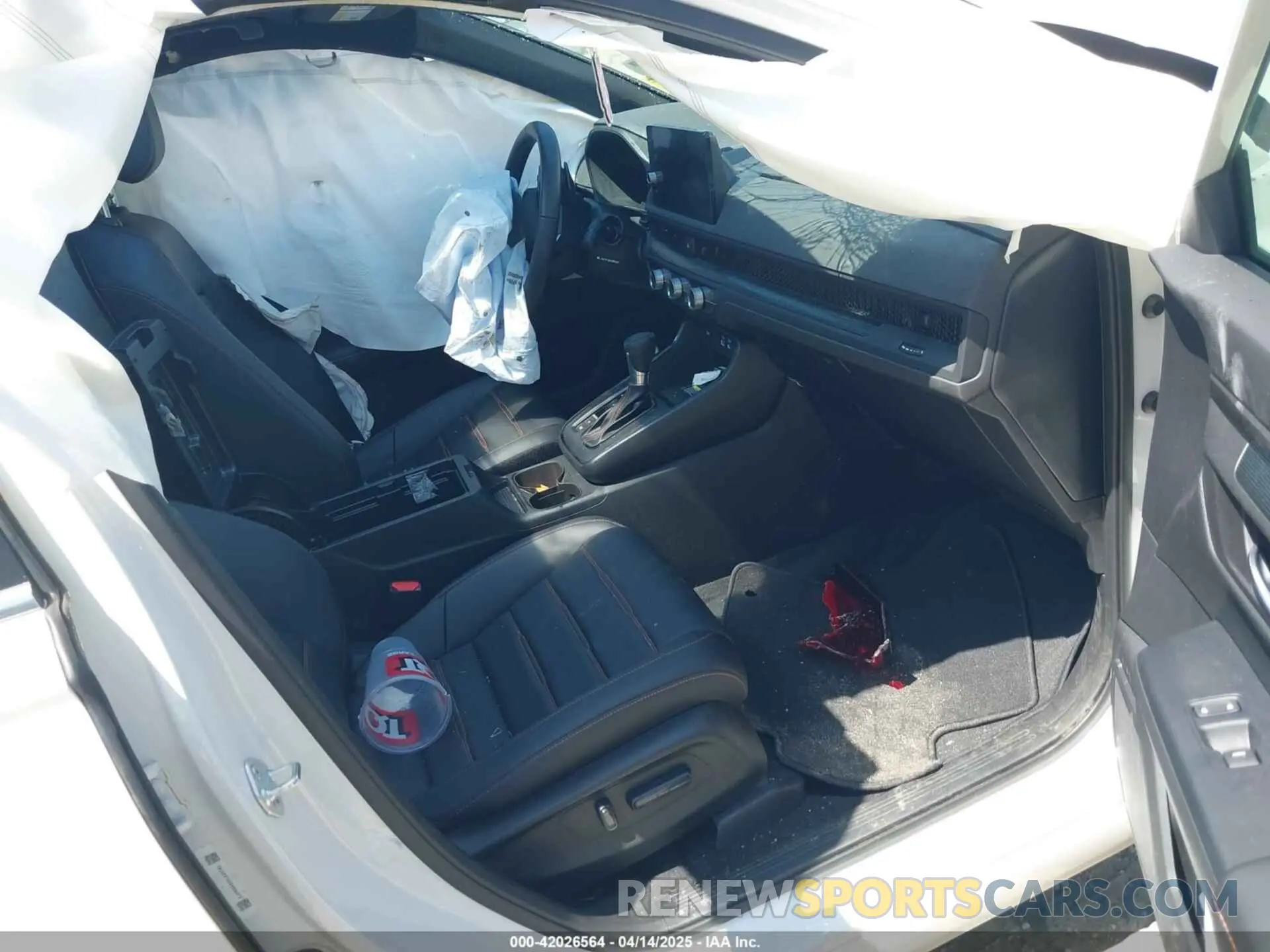 5 Photograph of a damaged car 5J6RS6H89RL036760 HONDA CR-V HYBRID 2024