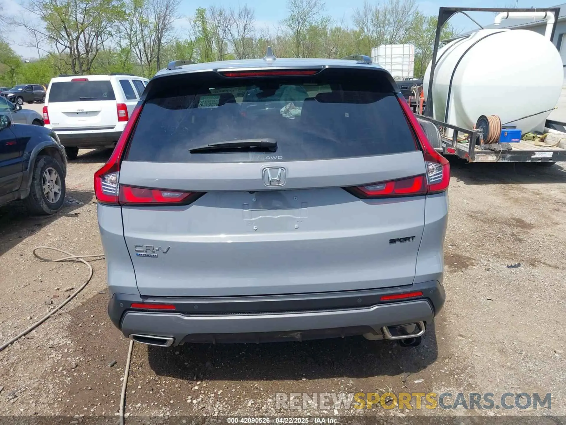 16 Photograph of a damaged car 5J6RS6H8XRL022690 HONDA CR-V HYBRID 2024