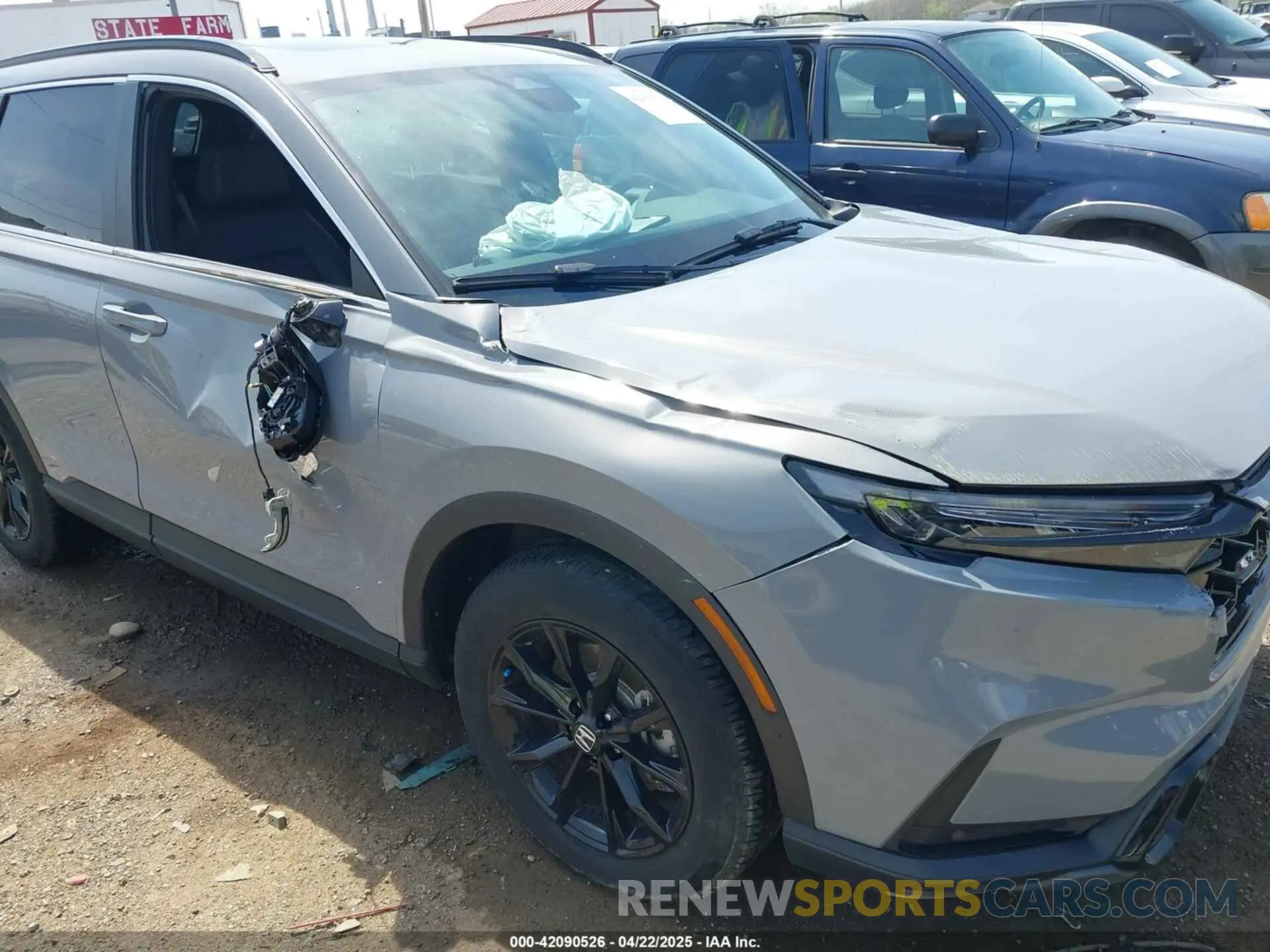 17 Photograph of a damaged car 5J6RS6H8XRL022690 HONDA CR-V HYBRID 2024