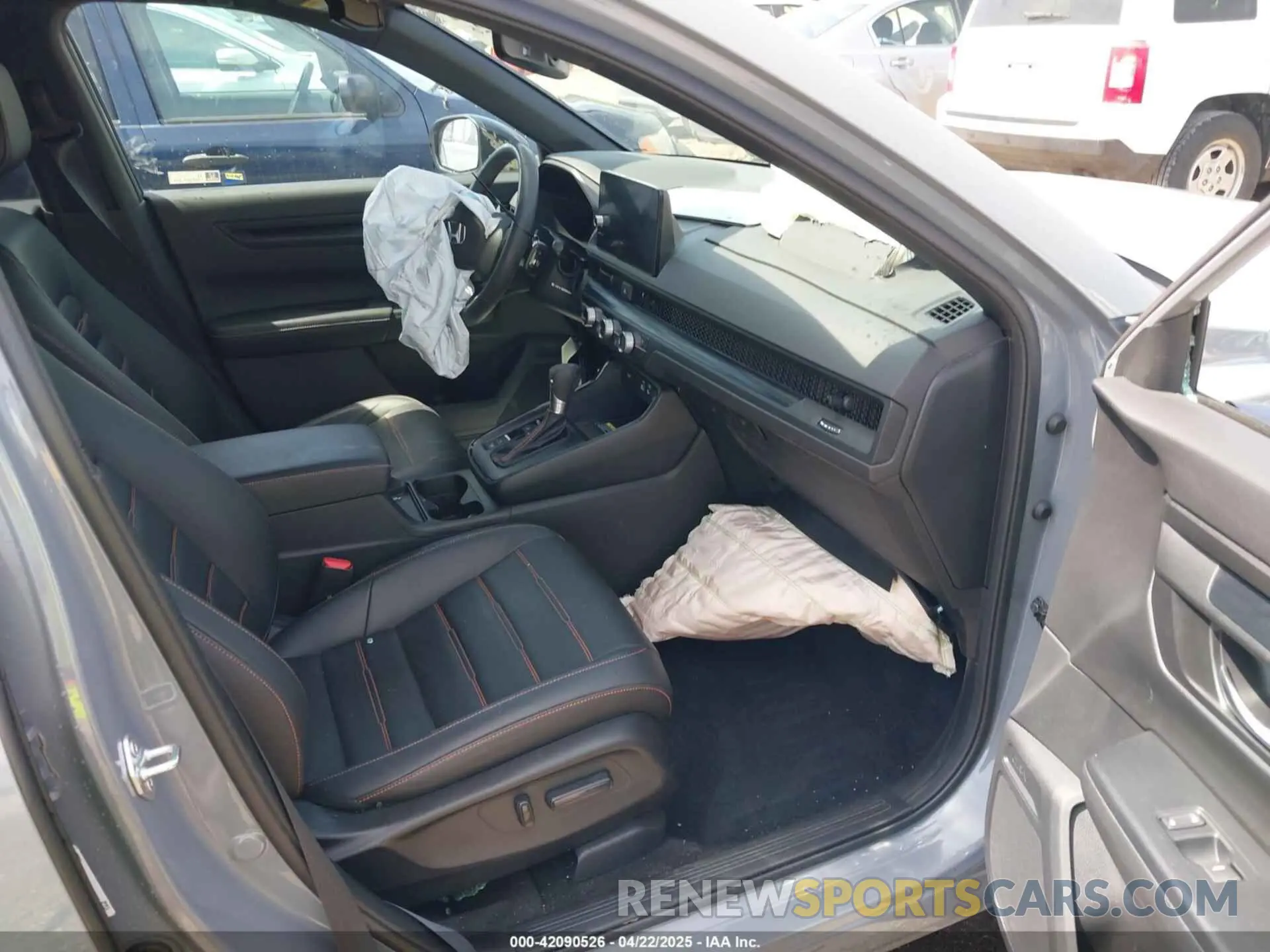 5 Photograph of a damaged car 5J6RS6H8XRL022690 HONDA CR-V HYBRID 2024