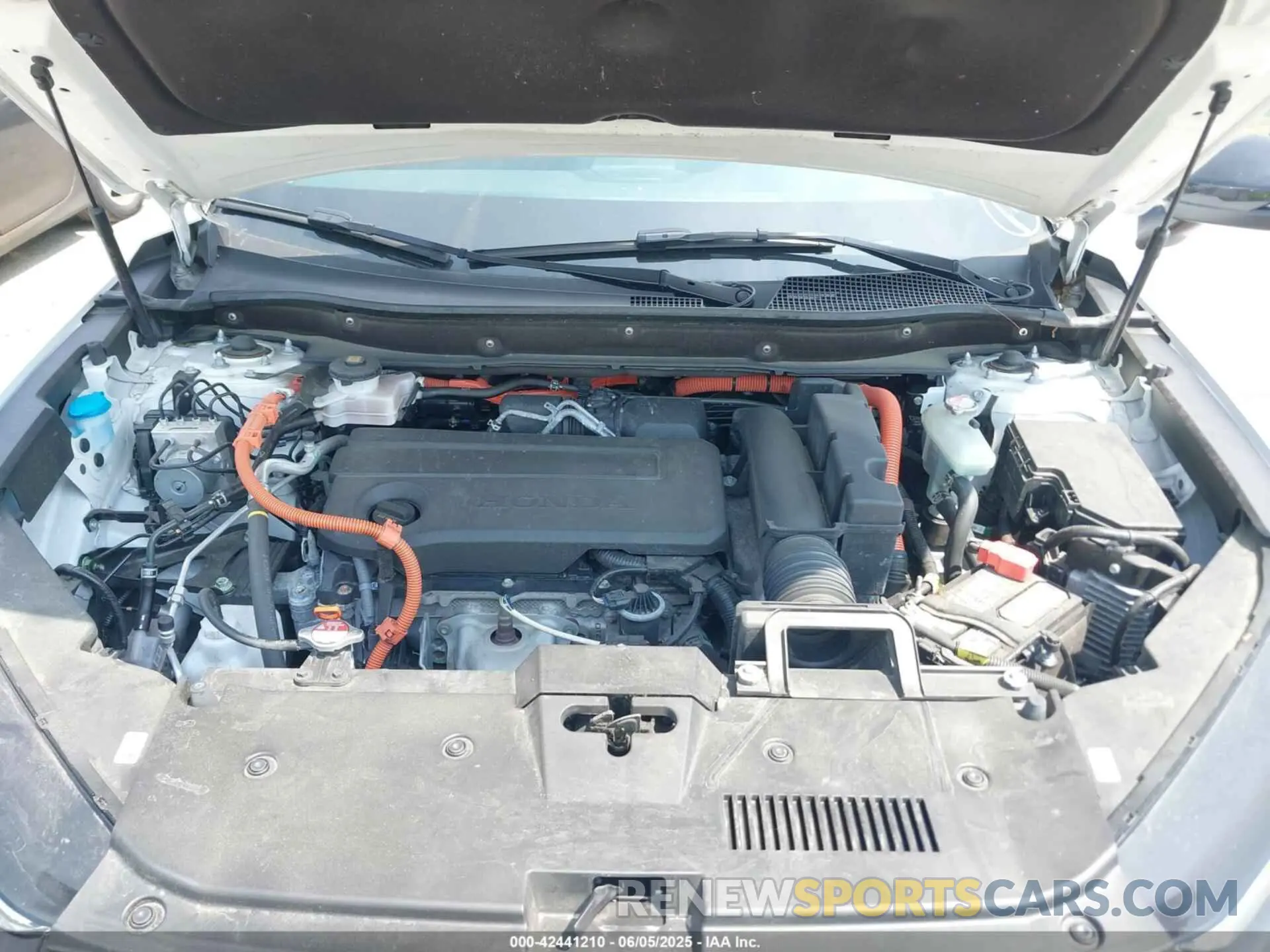 10 Photograph of a damaged car 5J6RS6H92RL008226 HONDA CR-V HYBRID 2024