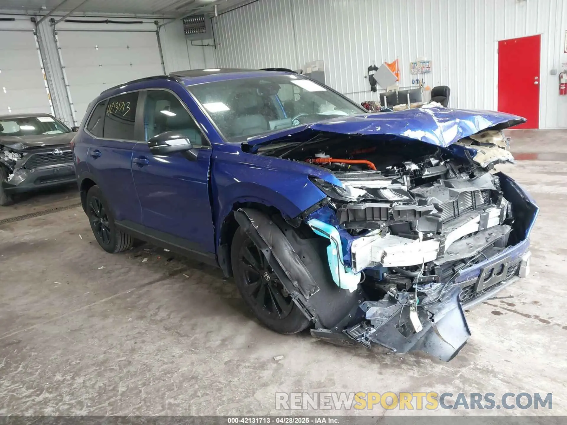 1 Photograph of a damaged car 5J6RS6H92RL013104 HONDA CR-V HYBRID 2024