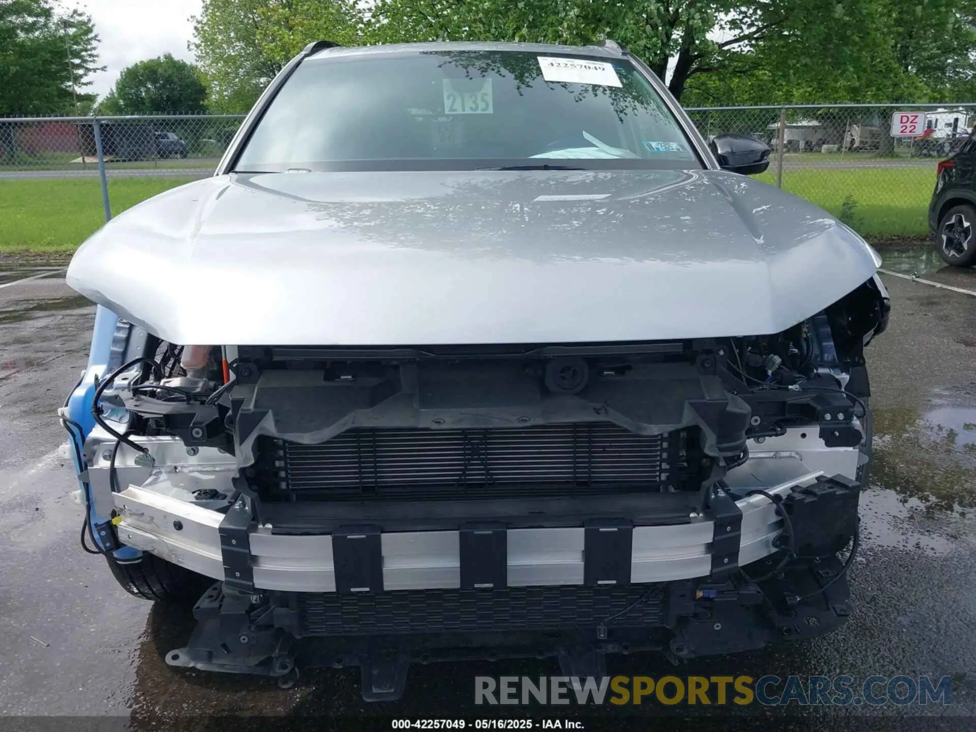 12 Photograph of a damaged car 5J6RS6H99RL013066 HONDA CR-V HYBRID 2024