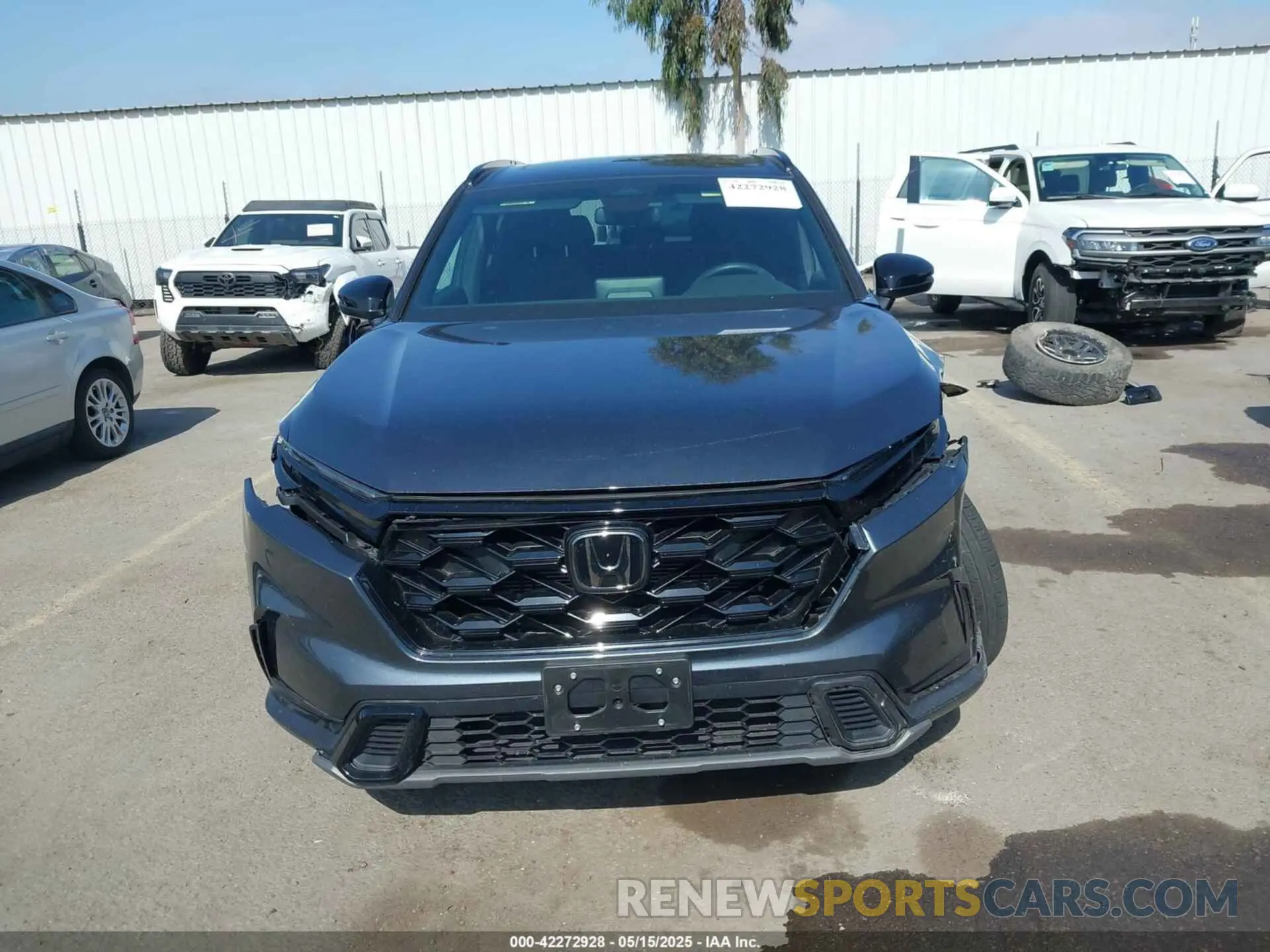 13 Photograph of a damaged car 7FARS5H51RE000395 HONDA CR-V HYBRID 2024