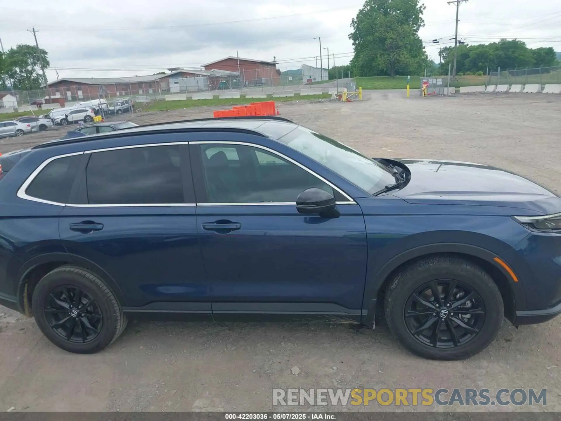 13 Photograph of a damaged car 7FARS5H53RE018509 HONDA CR-V HYBRID 2024