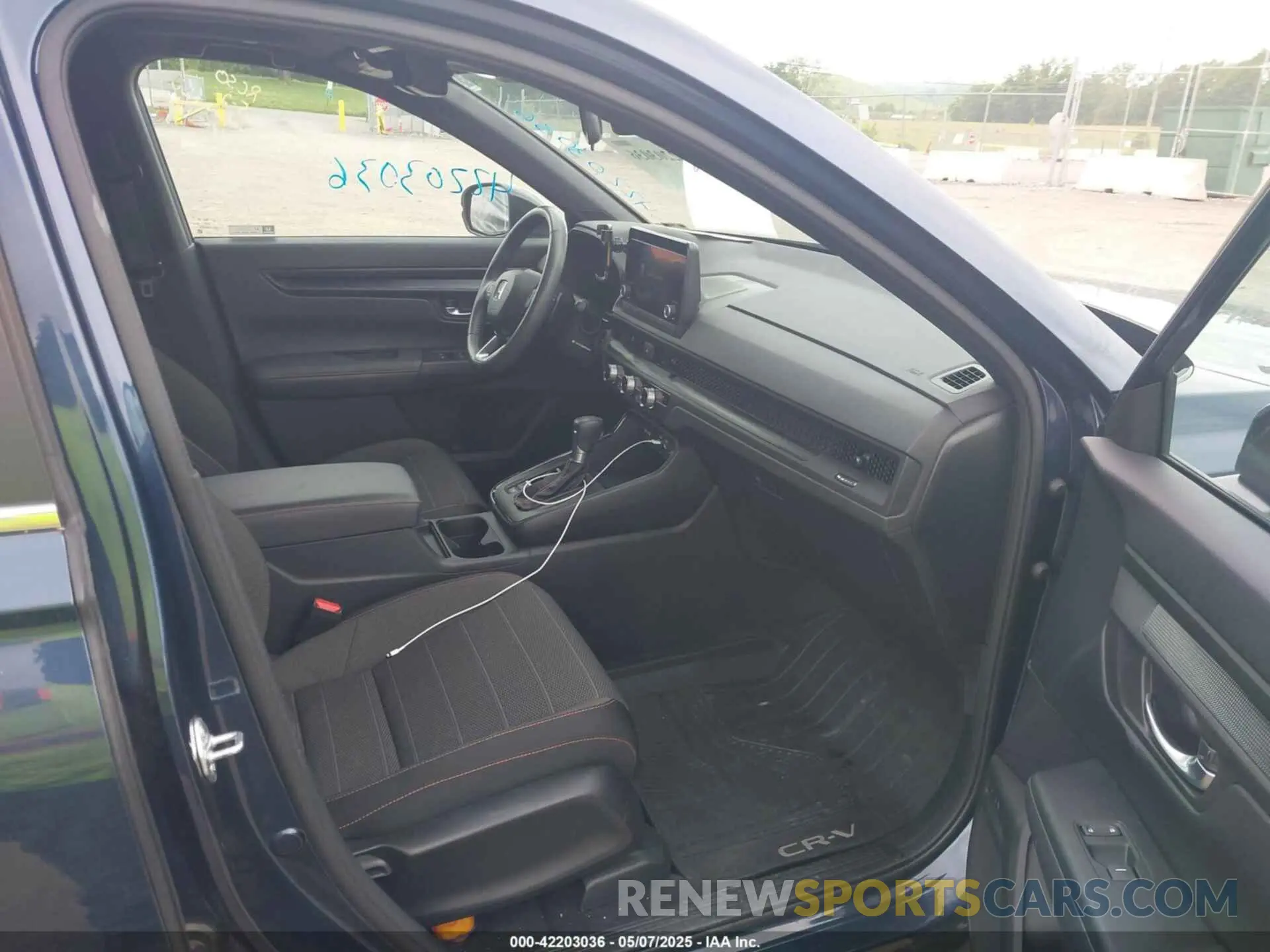 5 Photograph of a damaged car 7FARS5H53RE018509 HONDA CR-V HYBRID 2024