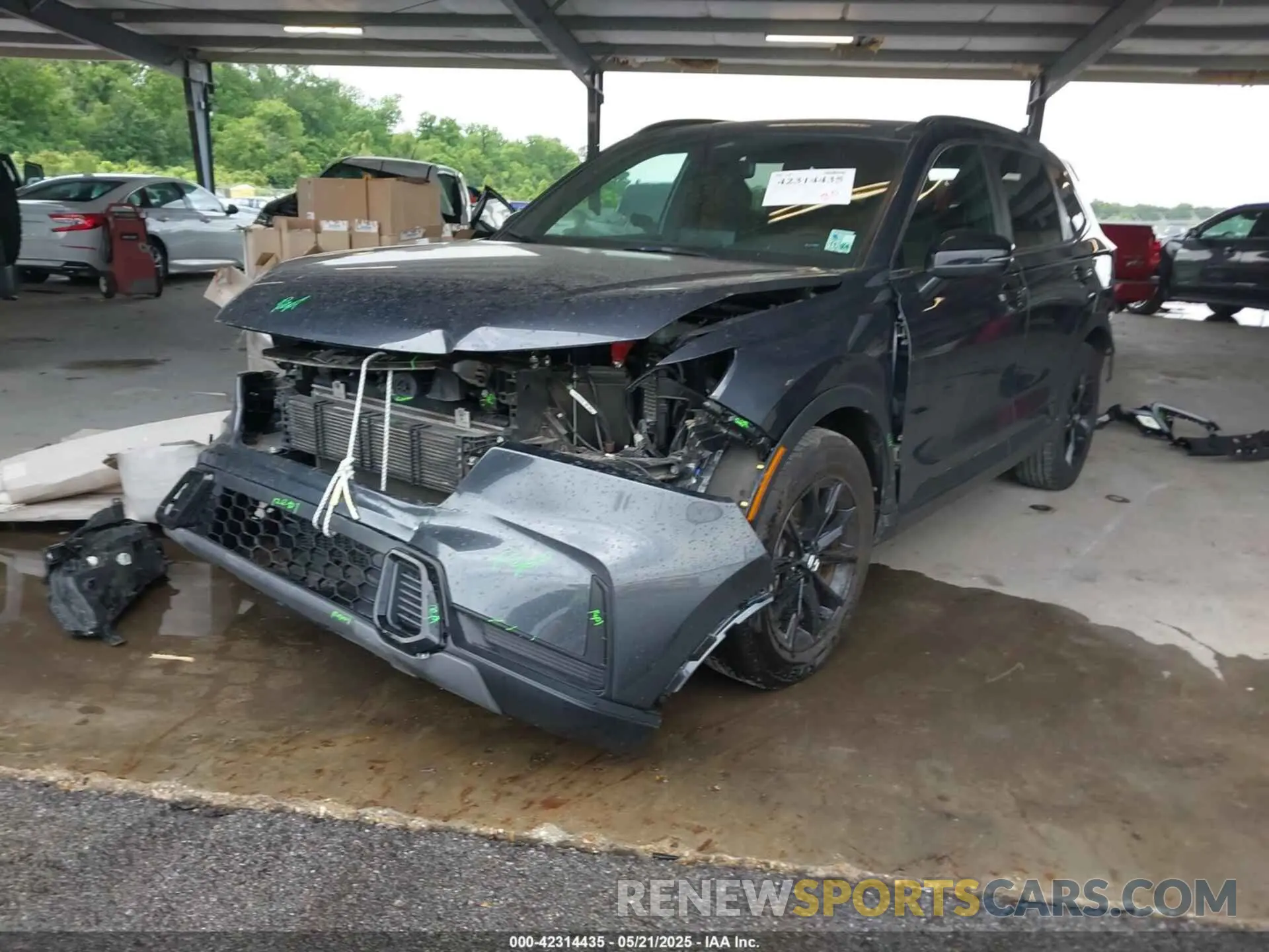 2 Photograph of a damaged car 7FARS5H58RE011698 HONDA CR-V HYBRID 2024