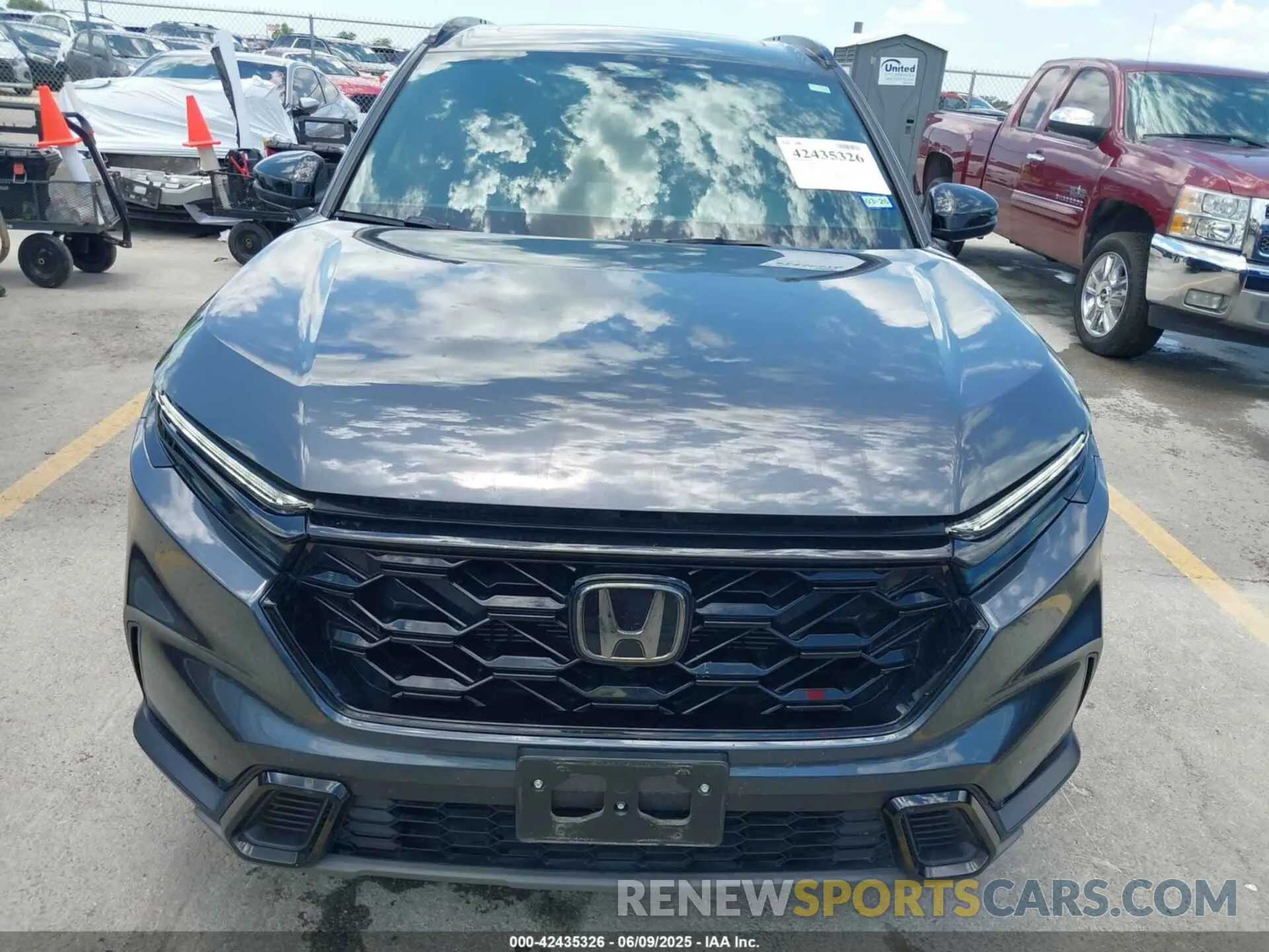 12 Photograph of a damaged car 7FARS5H59RE021415 HONDA CR-V HYBRID 2024