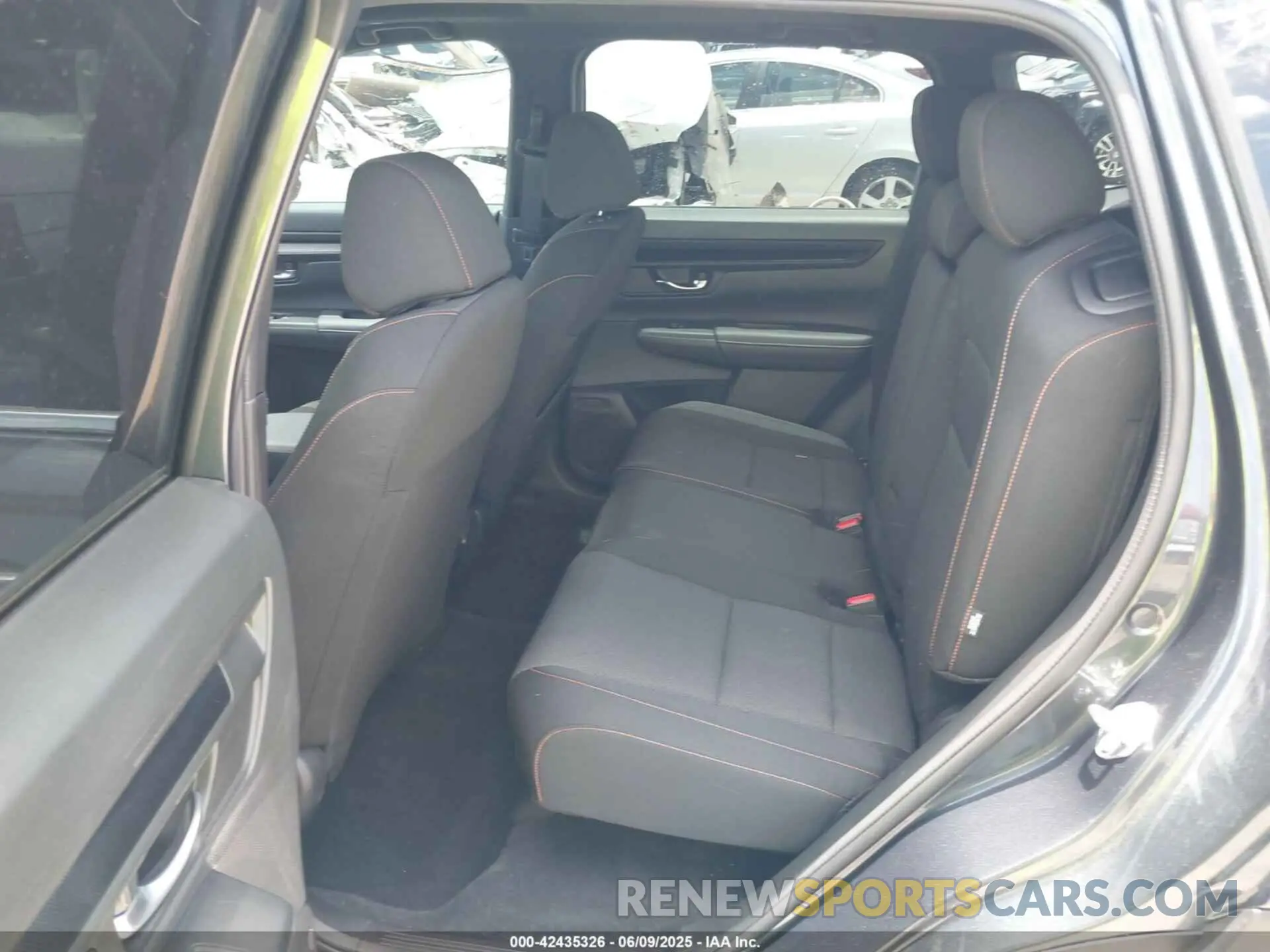 8 Photograph of a damaged car 7FARS5H59RE021415 HONDA CR-V HYBRID 2024